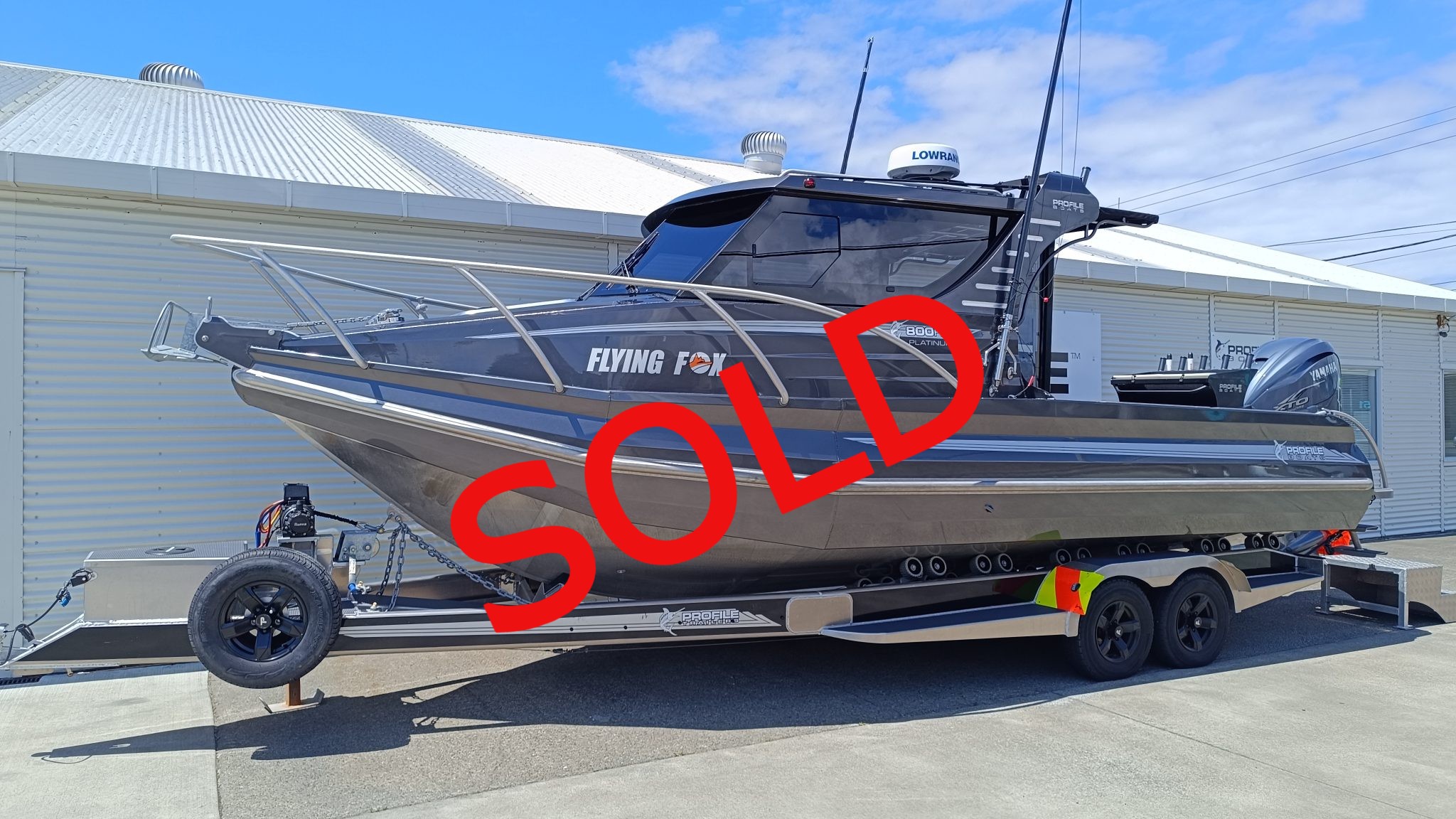 Profile Boats 800HW Platinum F425 (2021)
