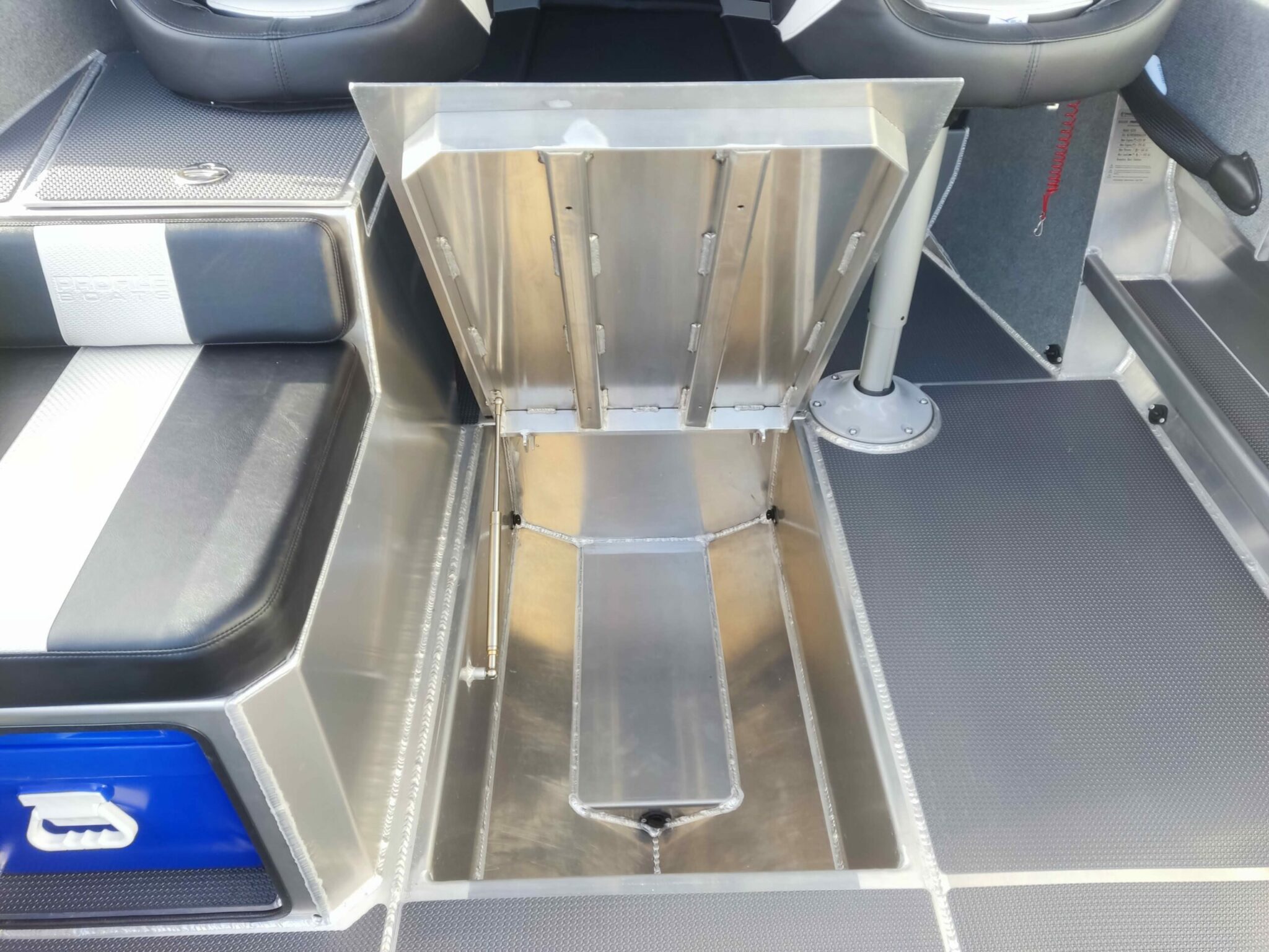 Profile Boats 635H Limited (2023) Yamaha F175XA