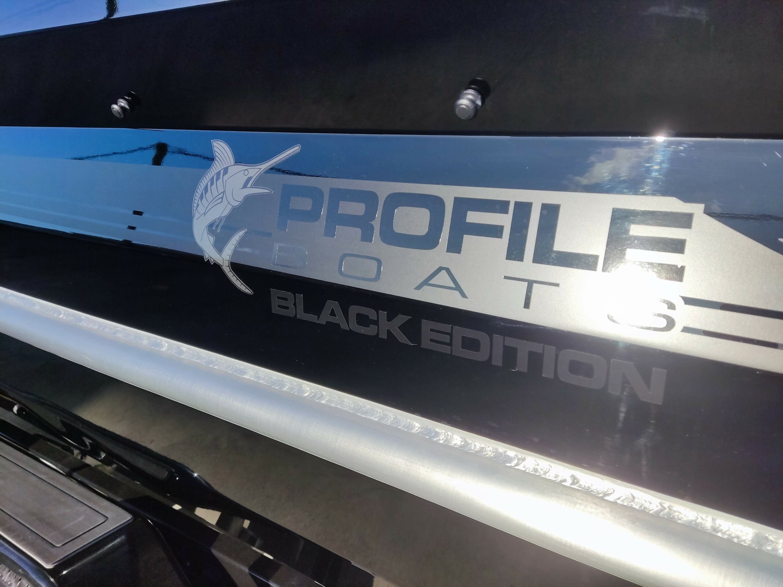 Profile Boats 735H Platinum “Black Edition” Mercury Verado V8 (2023)