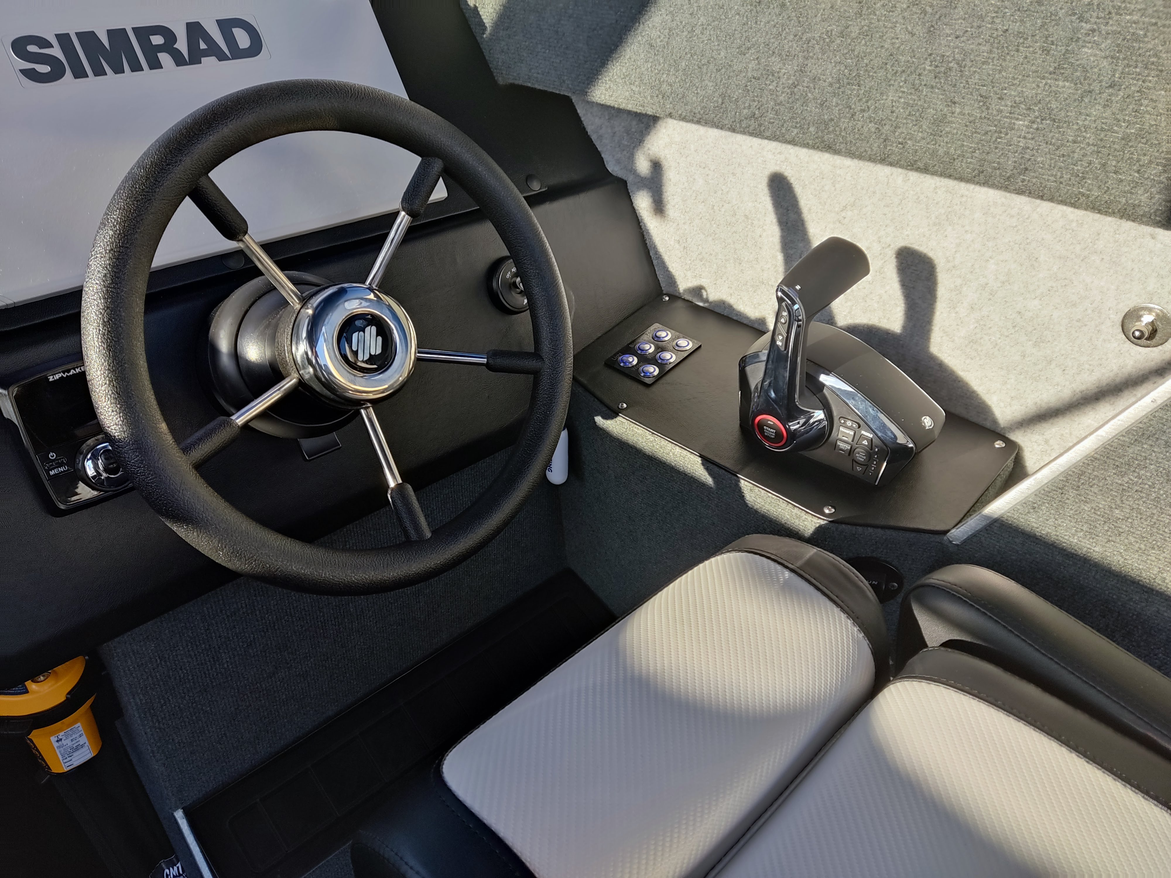 Profile Boats 735H Platinum “Black Edition” Mercury Verado V8 (2023)