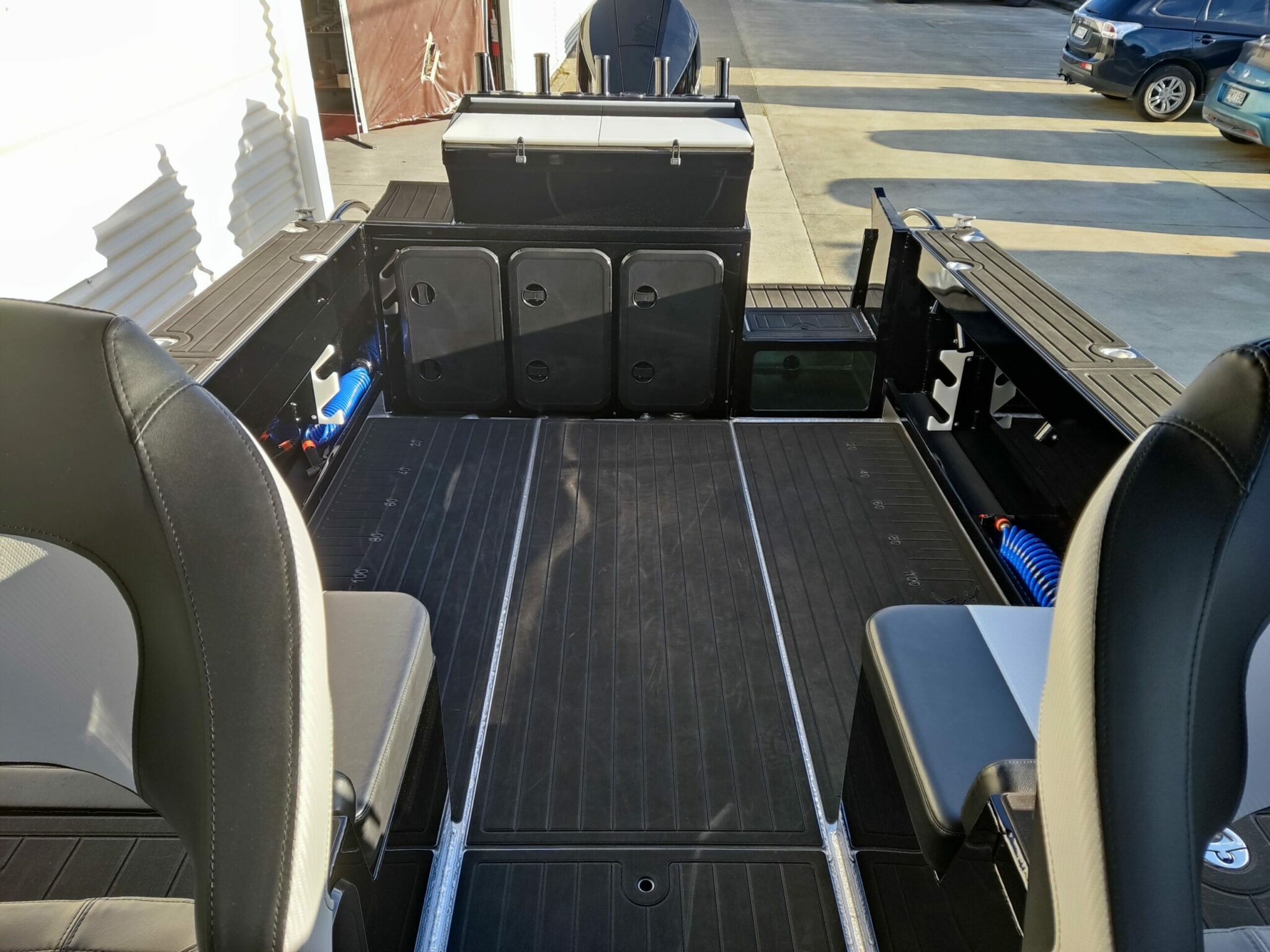 Profile Boats 735H Platinum “Black Edition” Mercury Verado V8 (2023)
