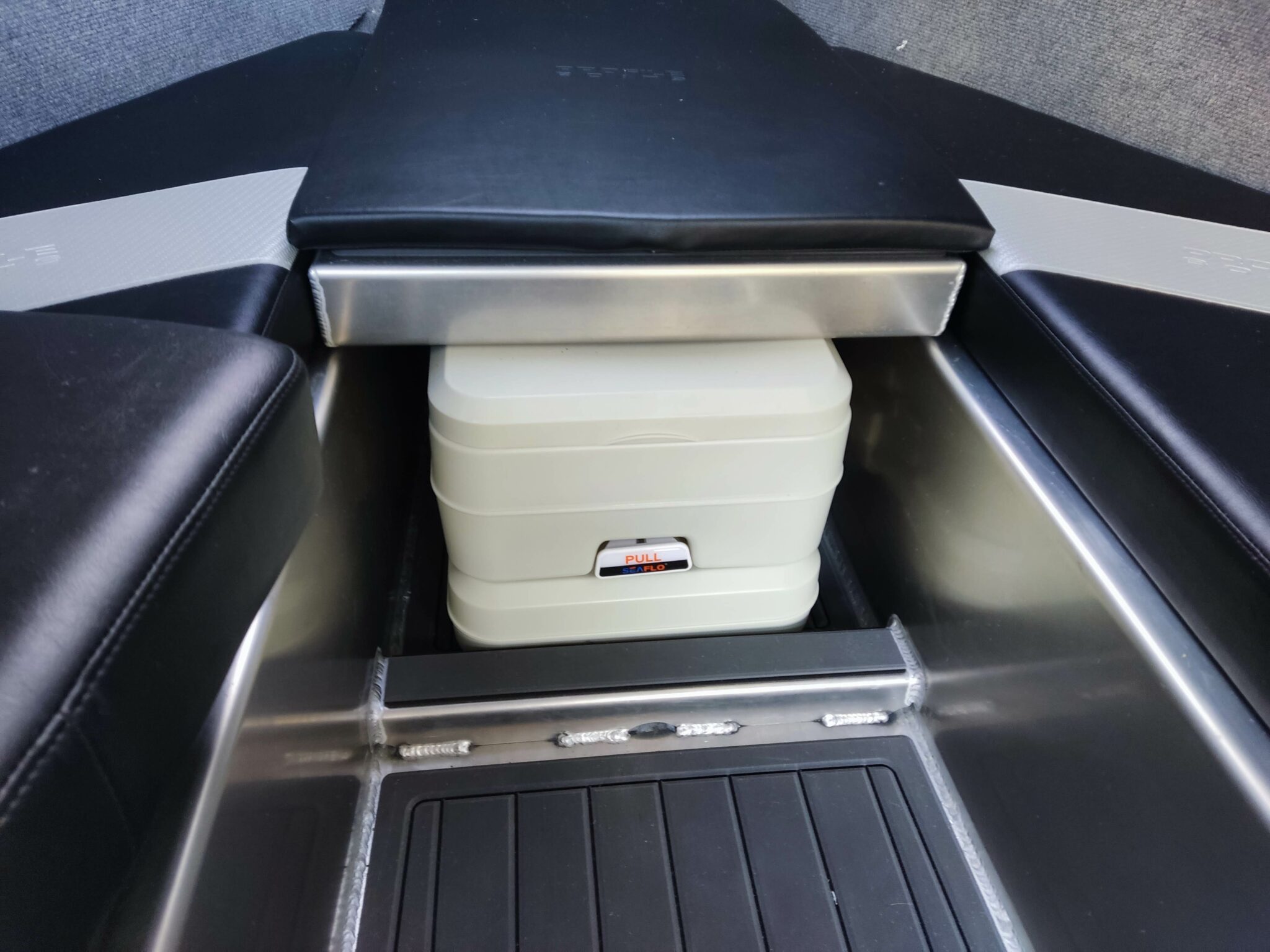 2023 Profile Boats 635H Platinum EX DEMO