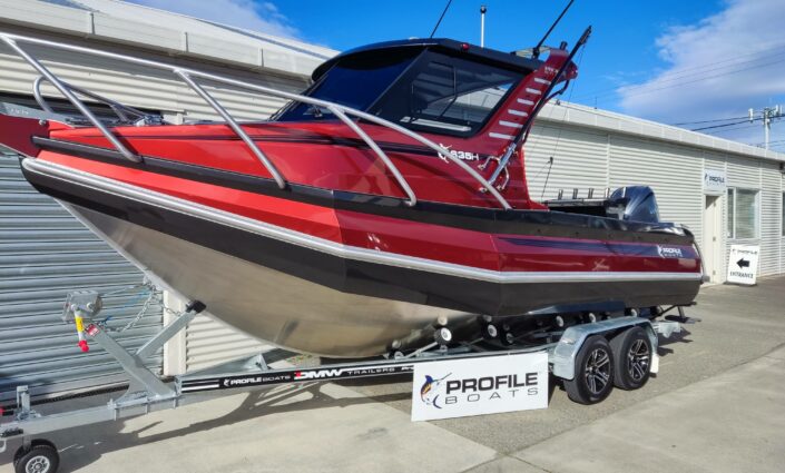 Profile Boats 635H Platinum New F200XSA Helmaster EX