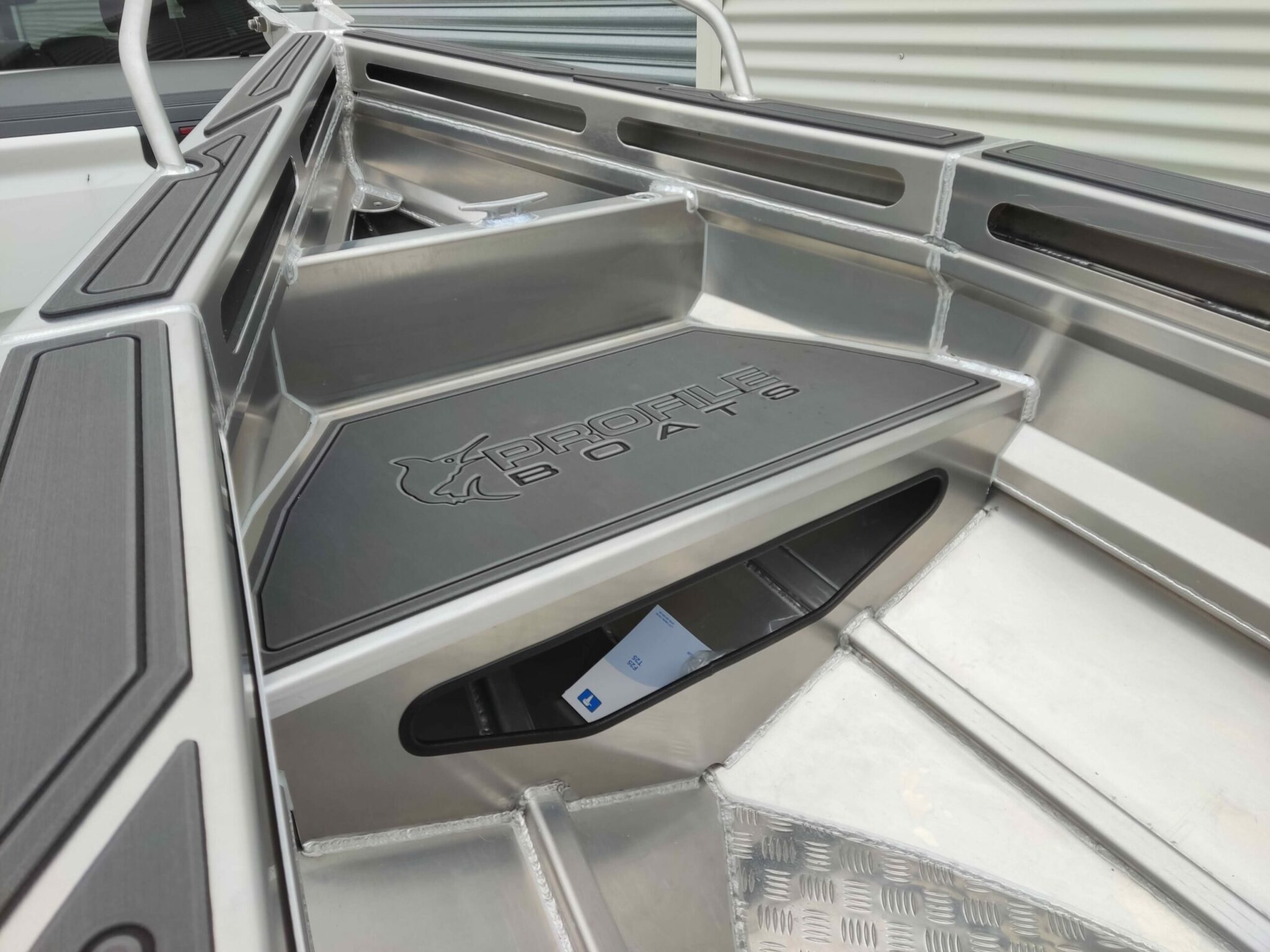 Profile Boats 1410D Dive Yamaha F25