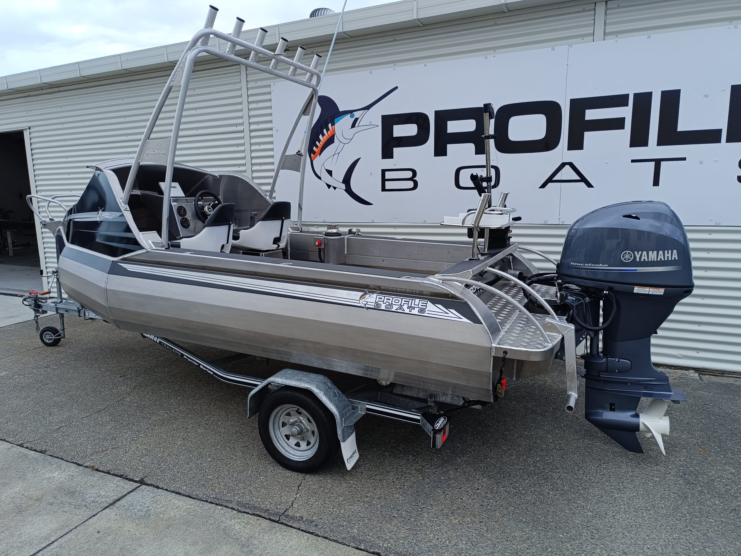 Profile Boats 465C (2016) Yamaha F60HT
