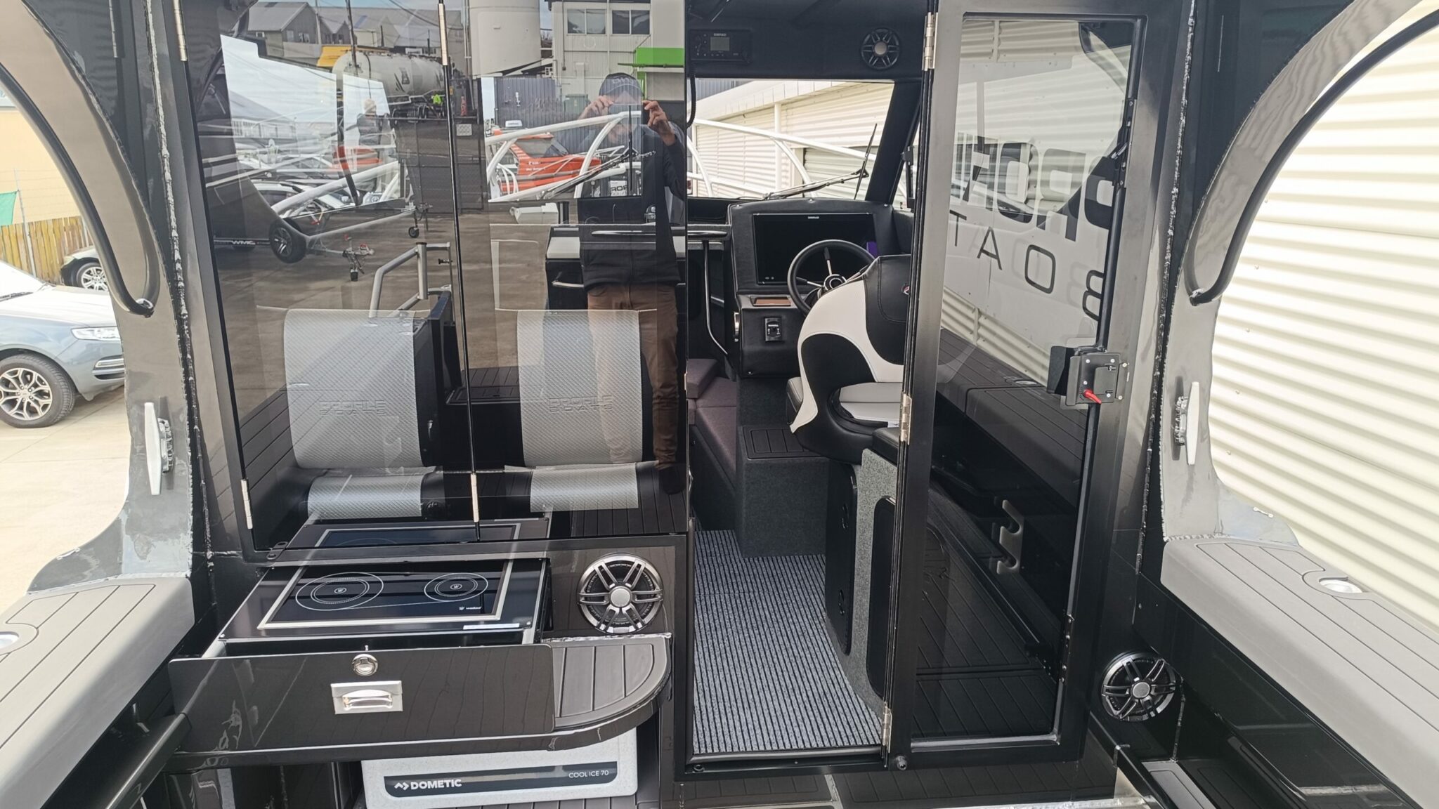 Profile Boats 835HW Yamaha F450 Helm Master EX