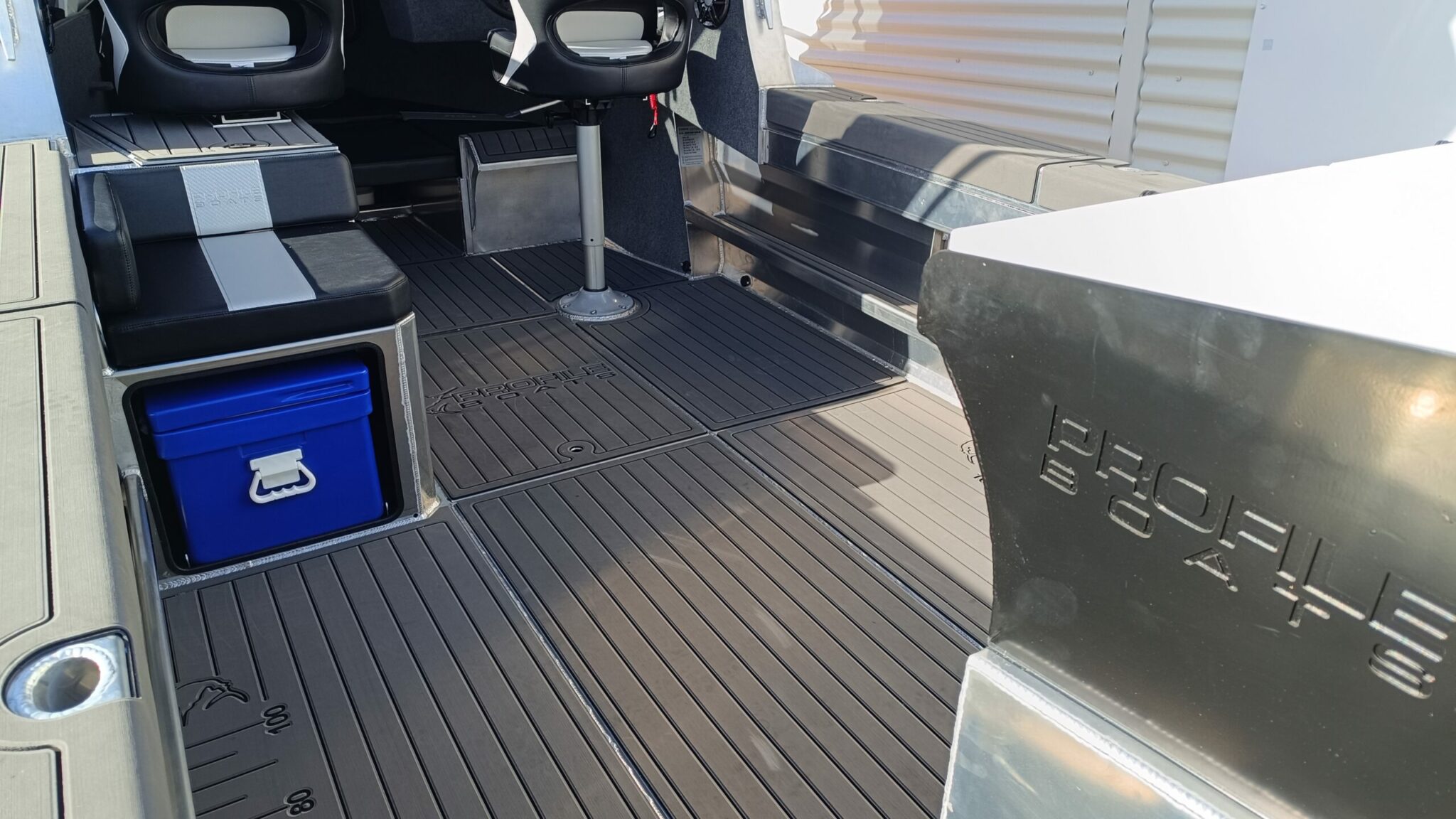 Profile Boats 635H Limited Mercury 225 V6