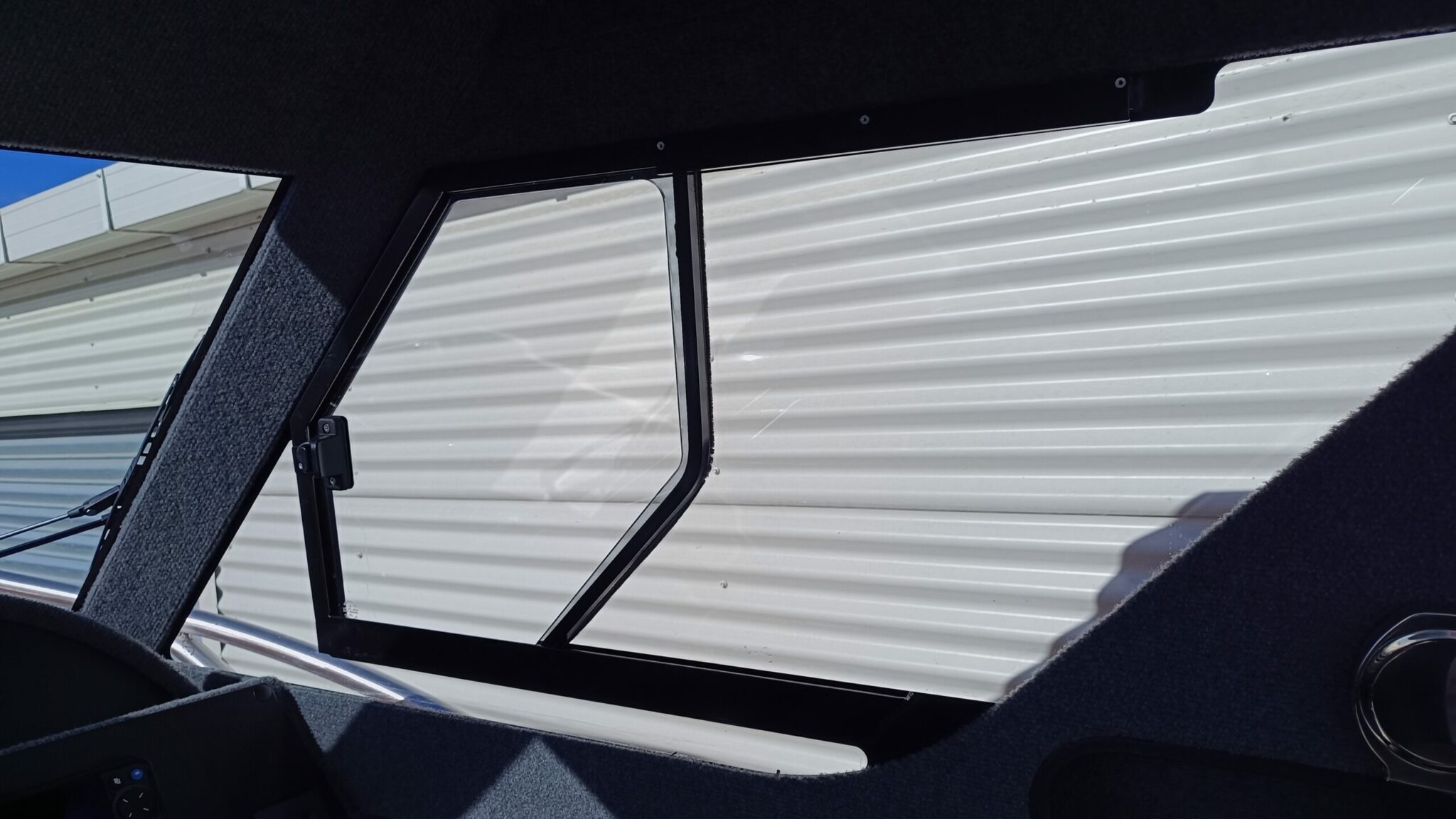 Profile Boats 635H Limited Mercury 225 V6