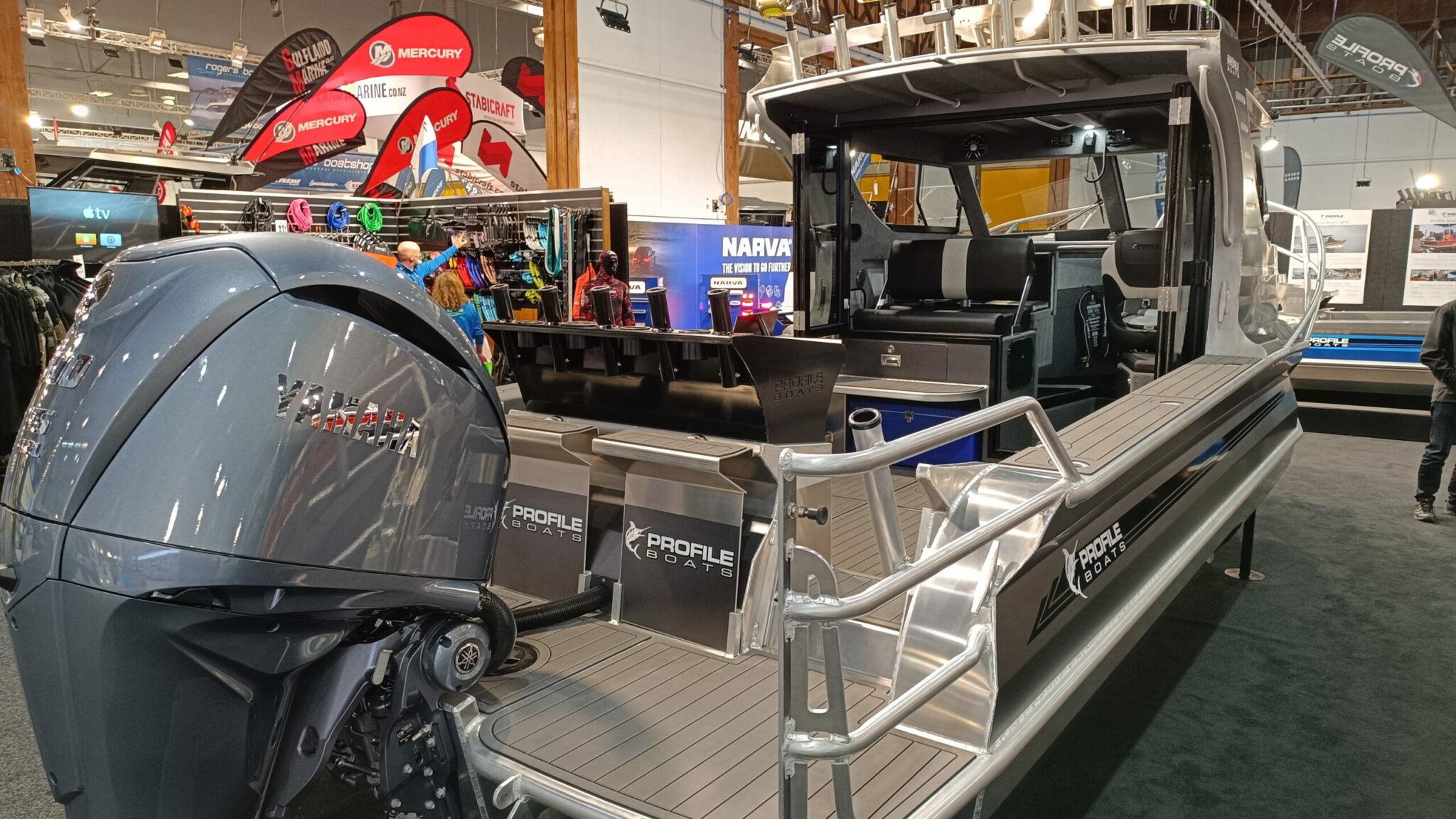 Profile Boats 785H Limited Yamaha F300