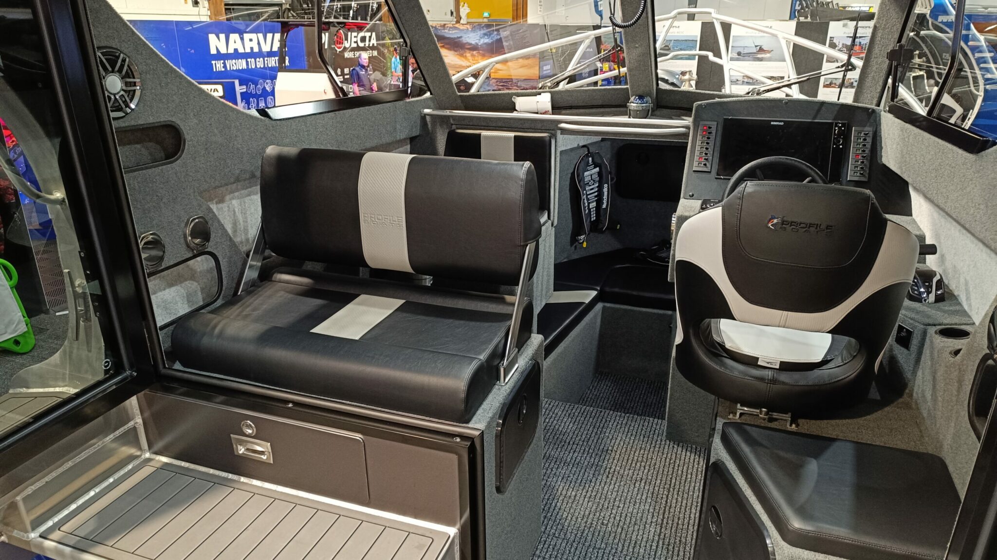 Profile Boats 785H Limited Yamaha F300