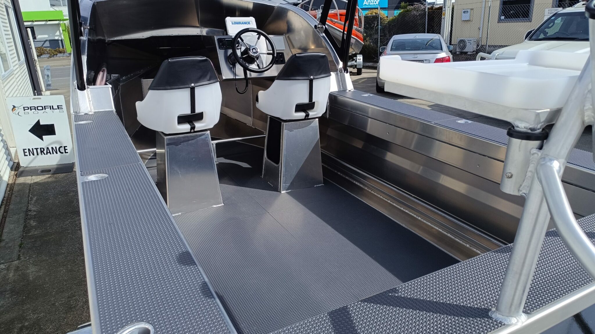 Profile Boats 465C Sport Yamaha F60