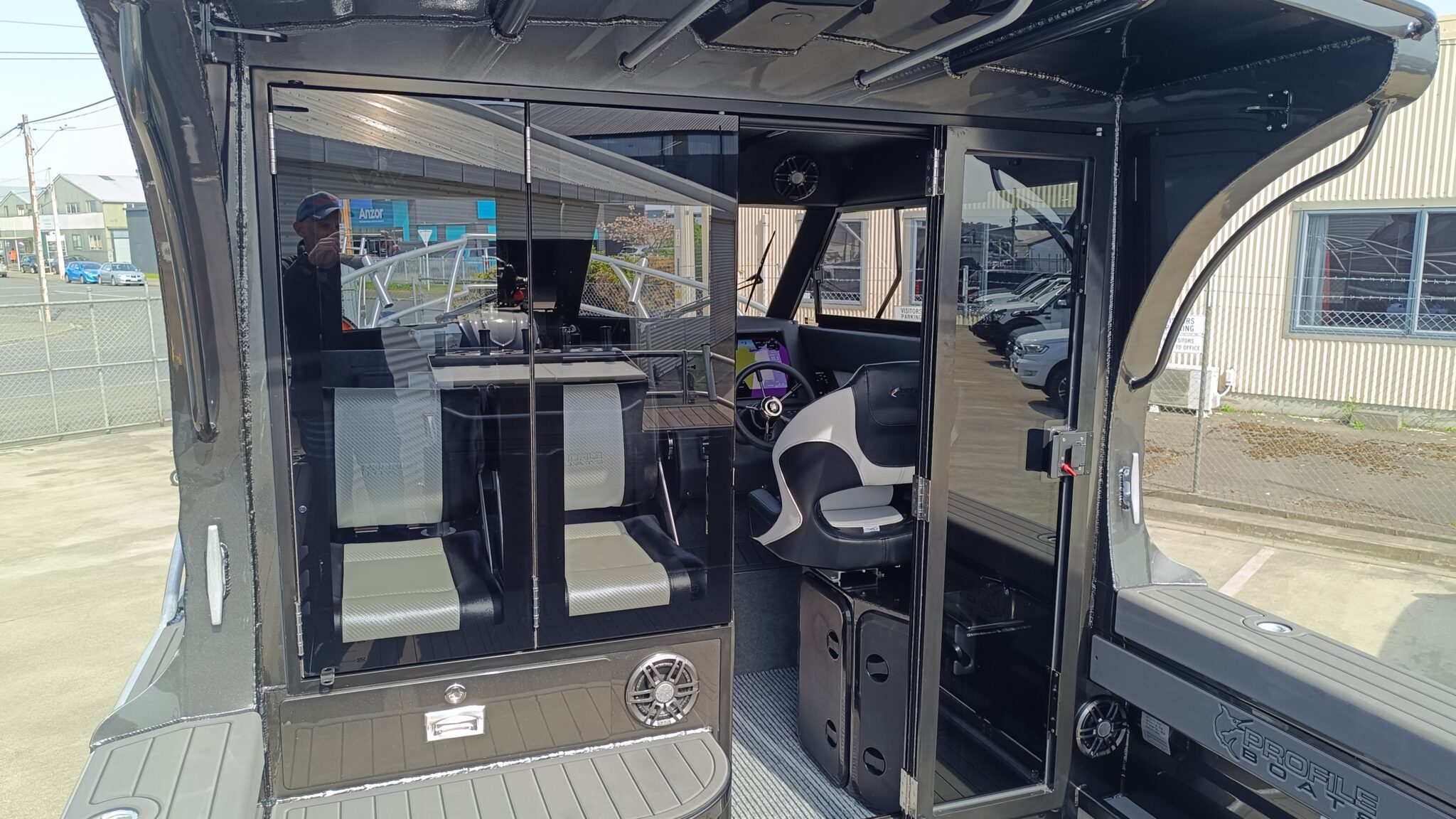 Profile Boats 785H Platinum Yamaha F350XSA