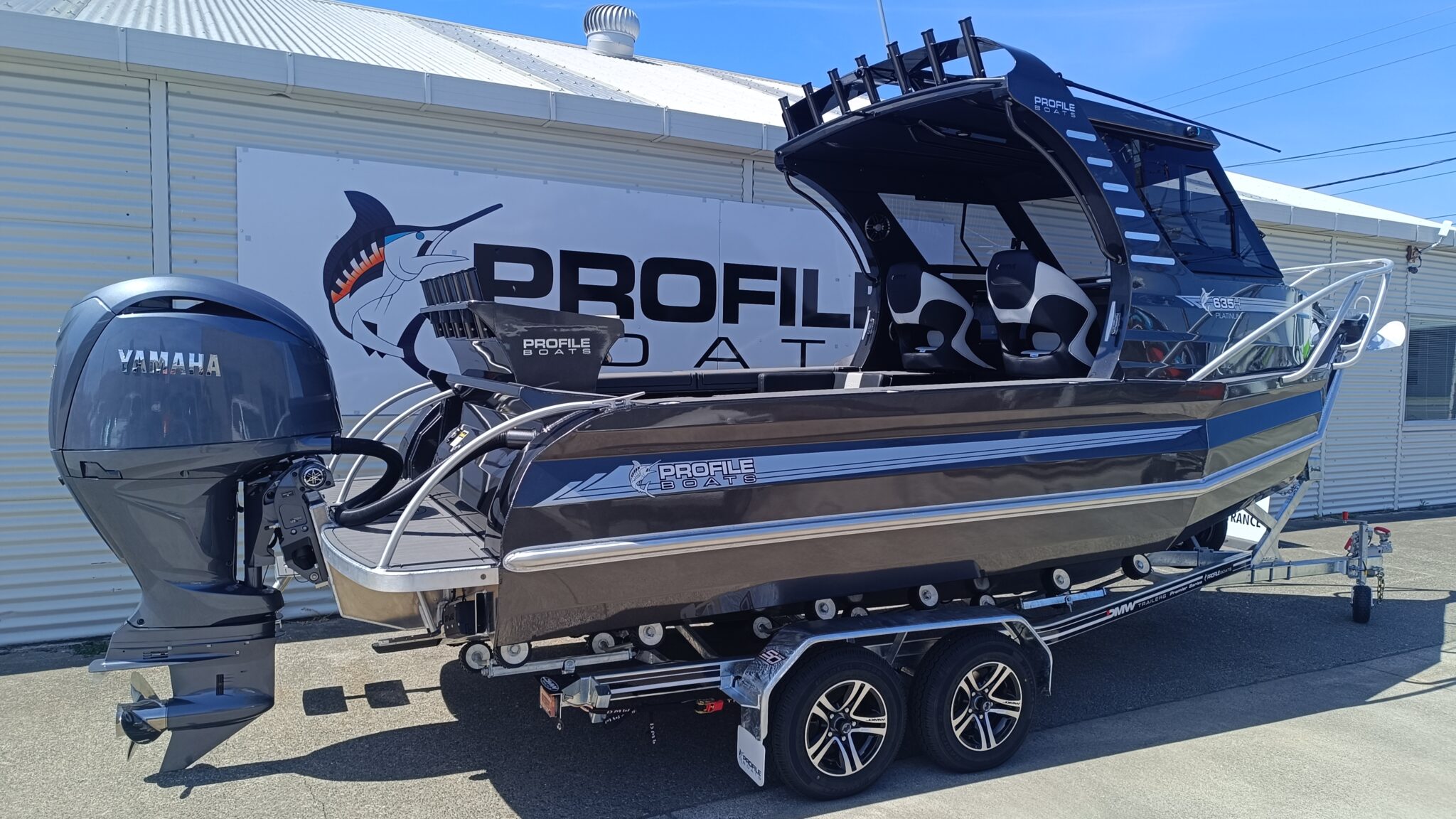 Profile Boats 635H Platinum Yamaha F200XSA