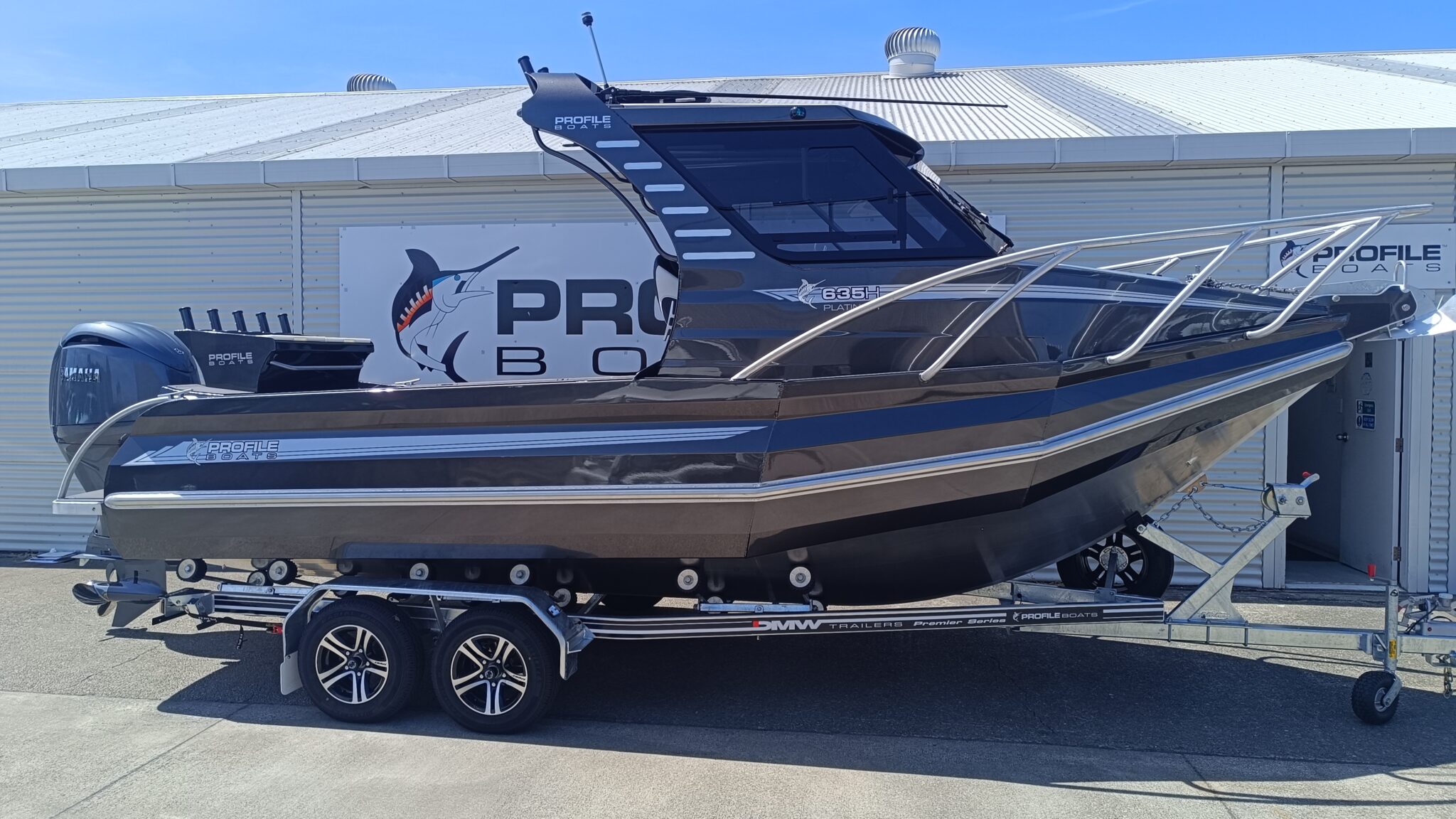 Profile Boats 635H Platinum Yamaha F200XSA