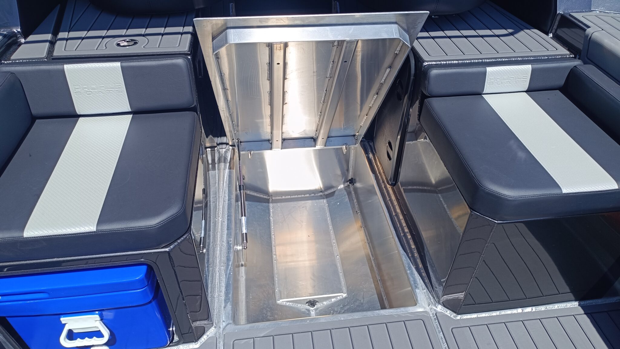 Profile Boats 635H Platinum Yamaha F200XSA