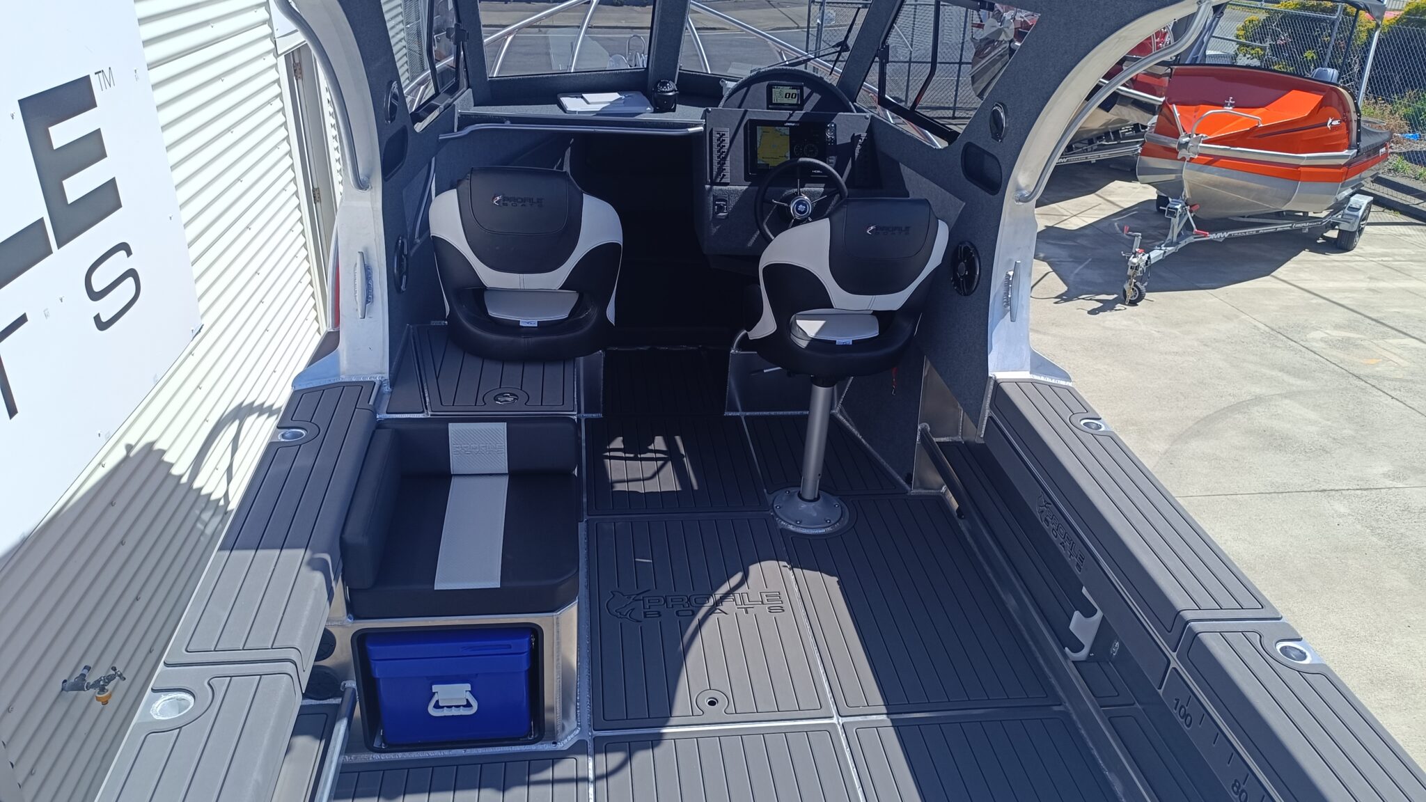Profile Boats 635H Limited Yamaha F200XC