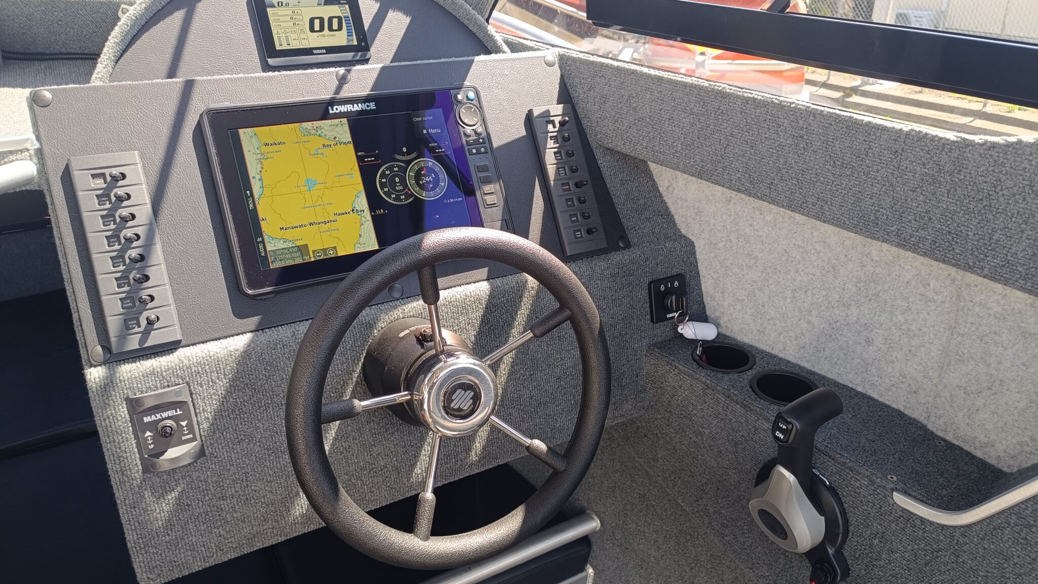Profile Boats 635H Limited Yamaha F200XC