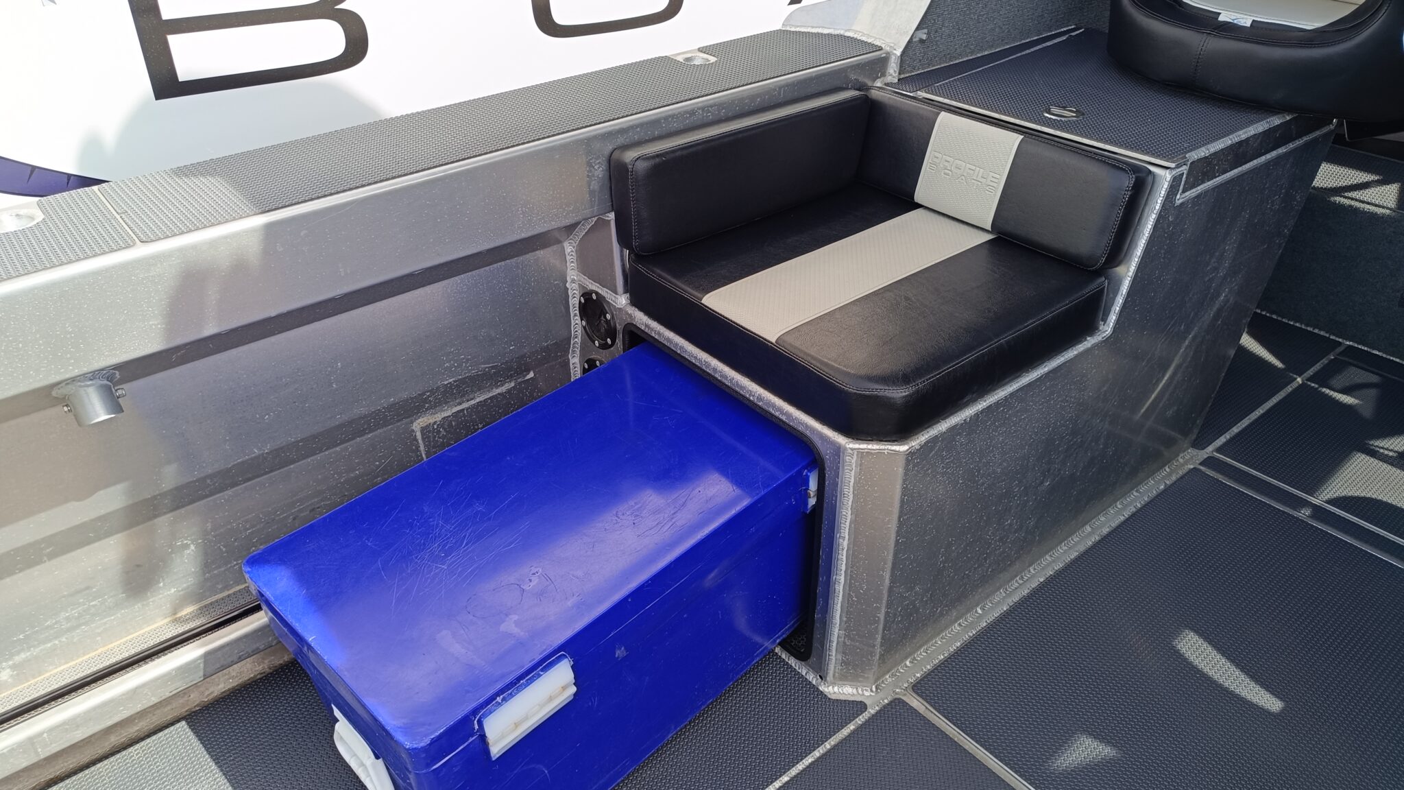 Profile Boats 735H Limited (2022) Mercury 250 V8