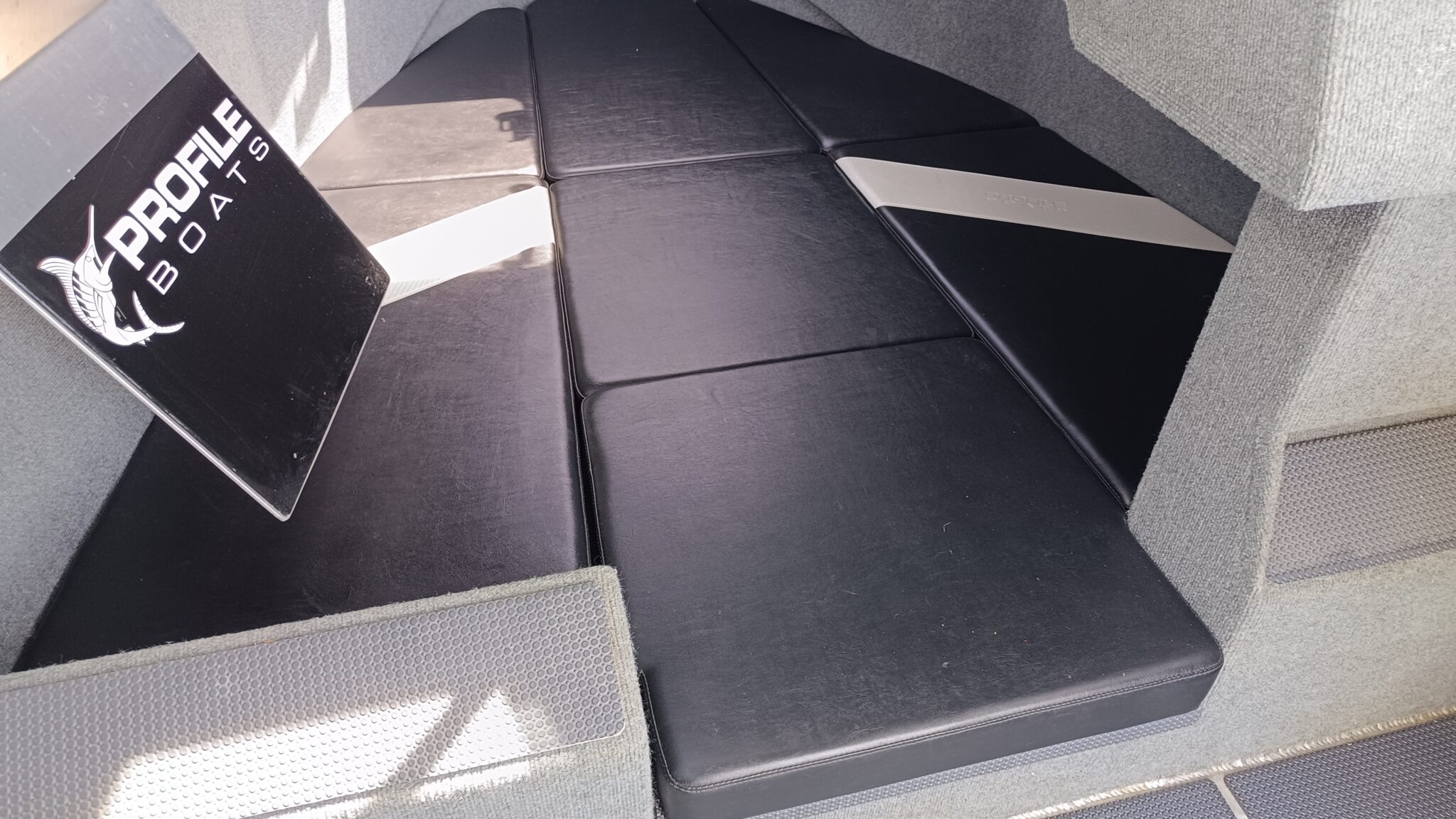 Profile Boats 735H Limited (2022) Mercury 250 V8