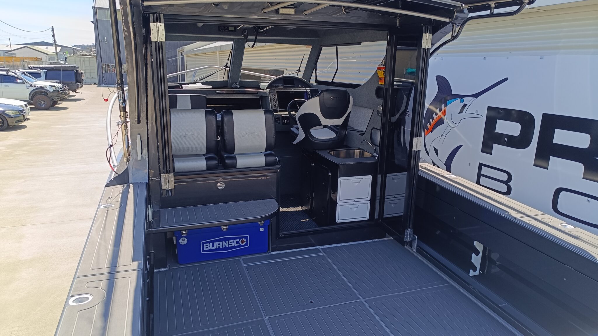 Profile Boats 800HW Platinum F425 (2021)