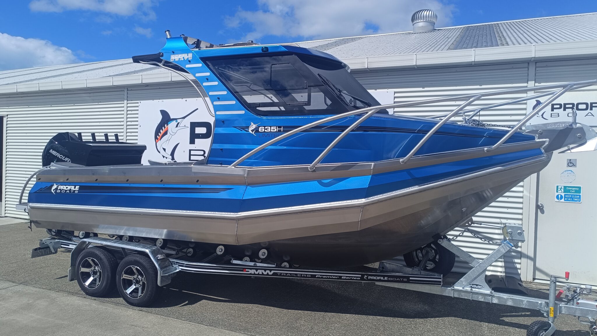 Profile Boats 635H Limited Mercury 225DTS