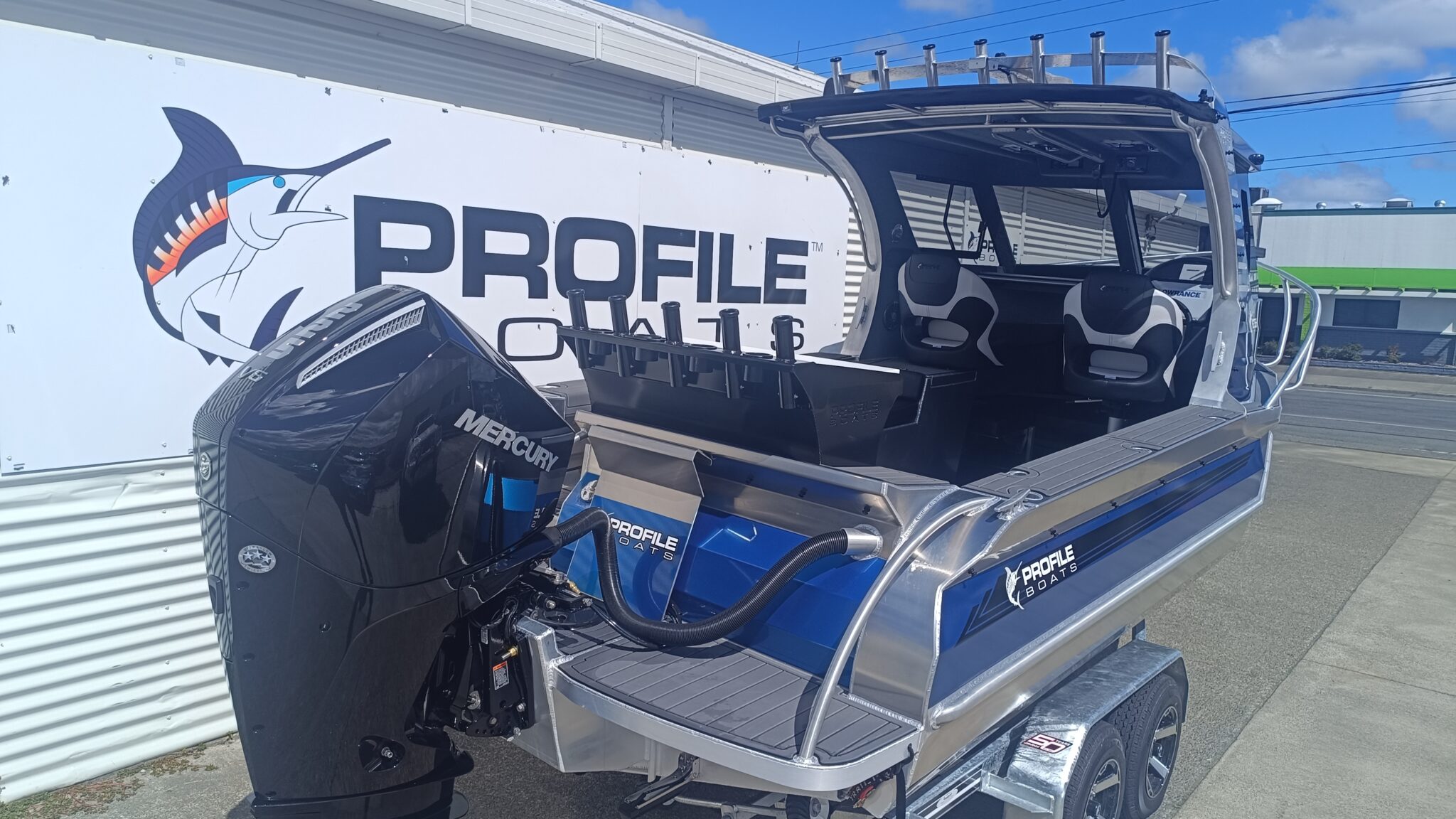 Profile Boats 635H Limited Mercury 225DTS