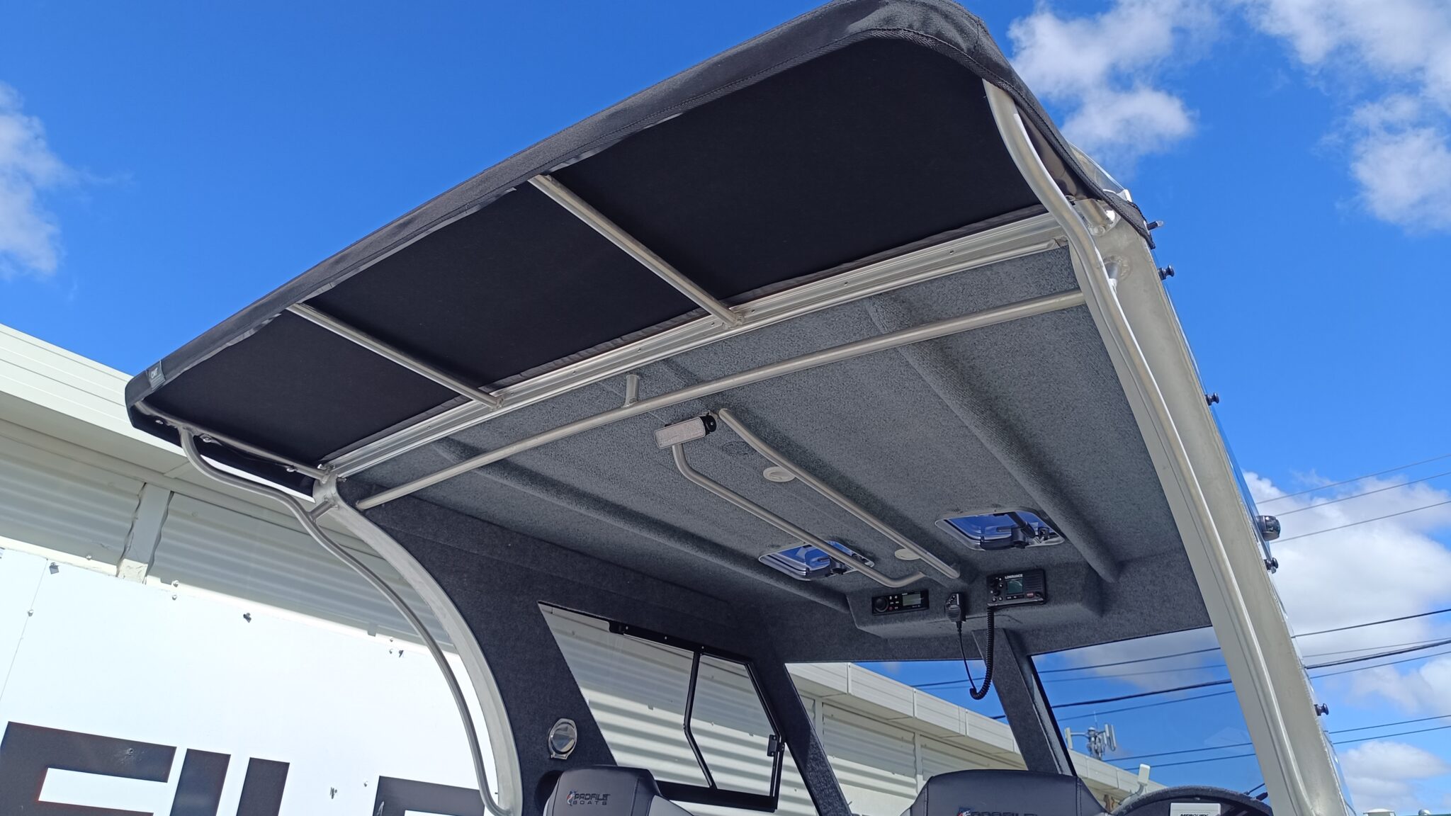 Profile Boats 635H Limited Mercury 225DTS