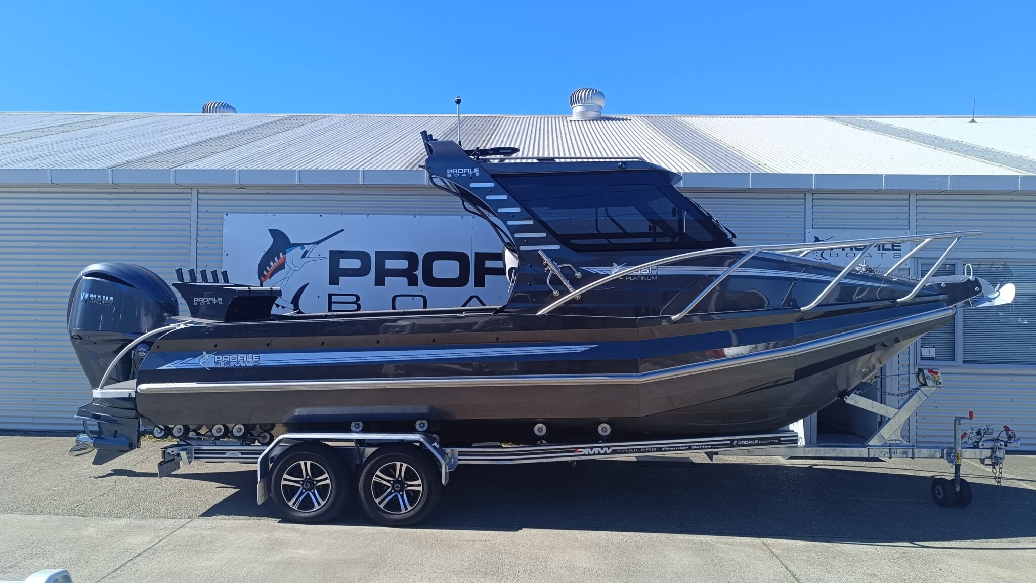 Profile Boats 735H Platinum Yamaha F250XSB