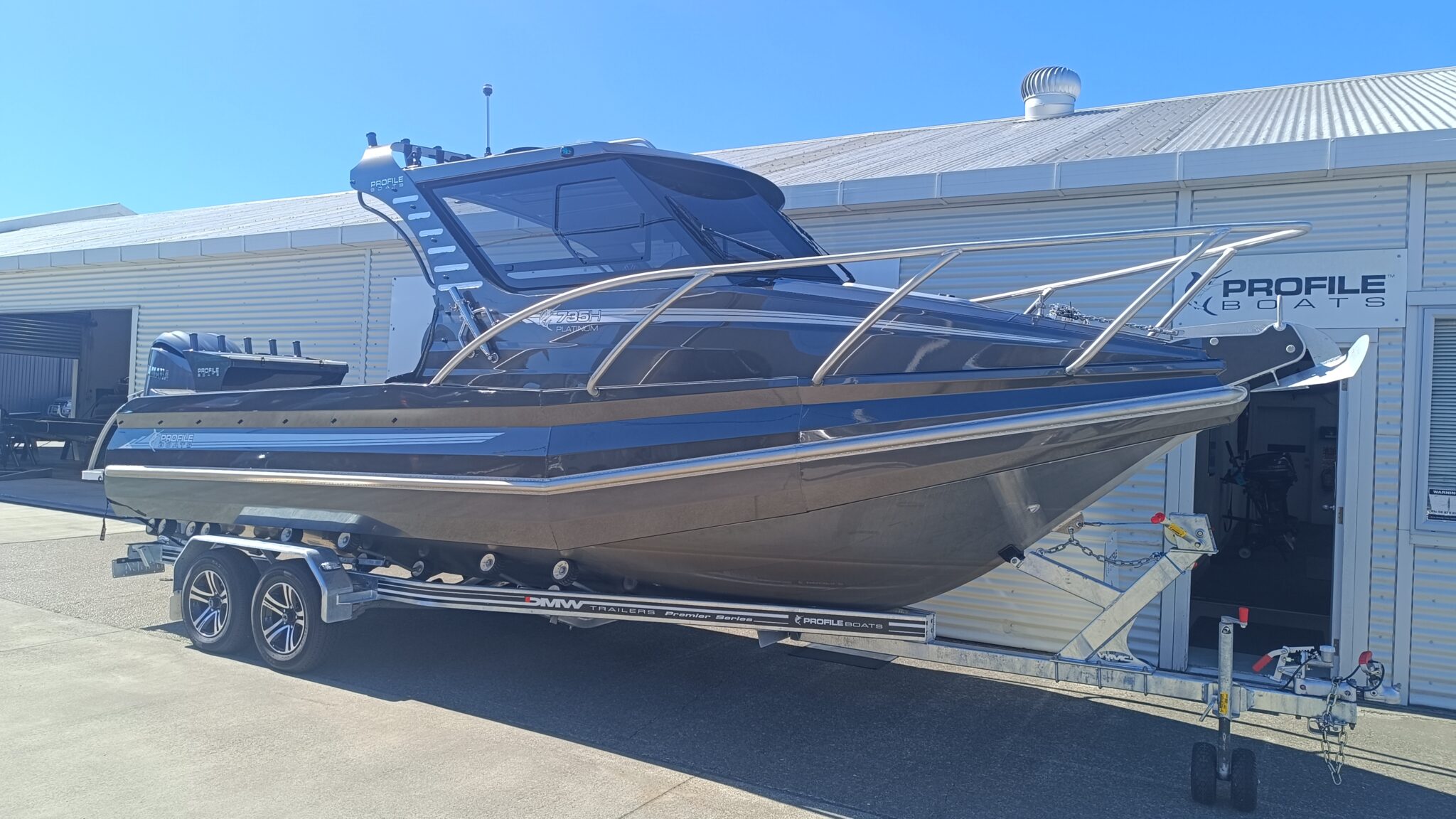 Profile Boats 735H Platinum Yamaha F250XSB