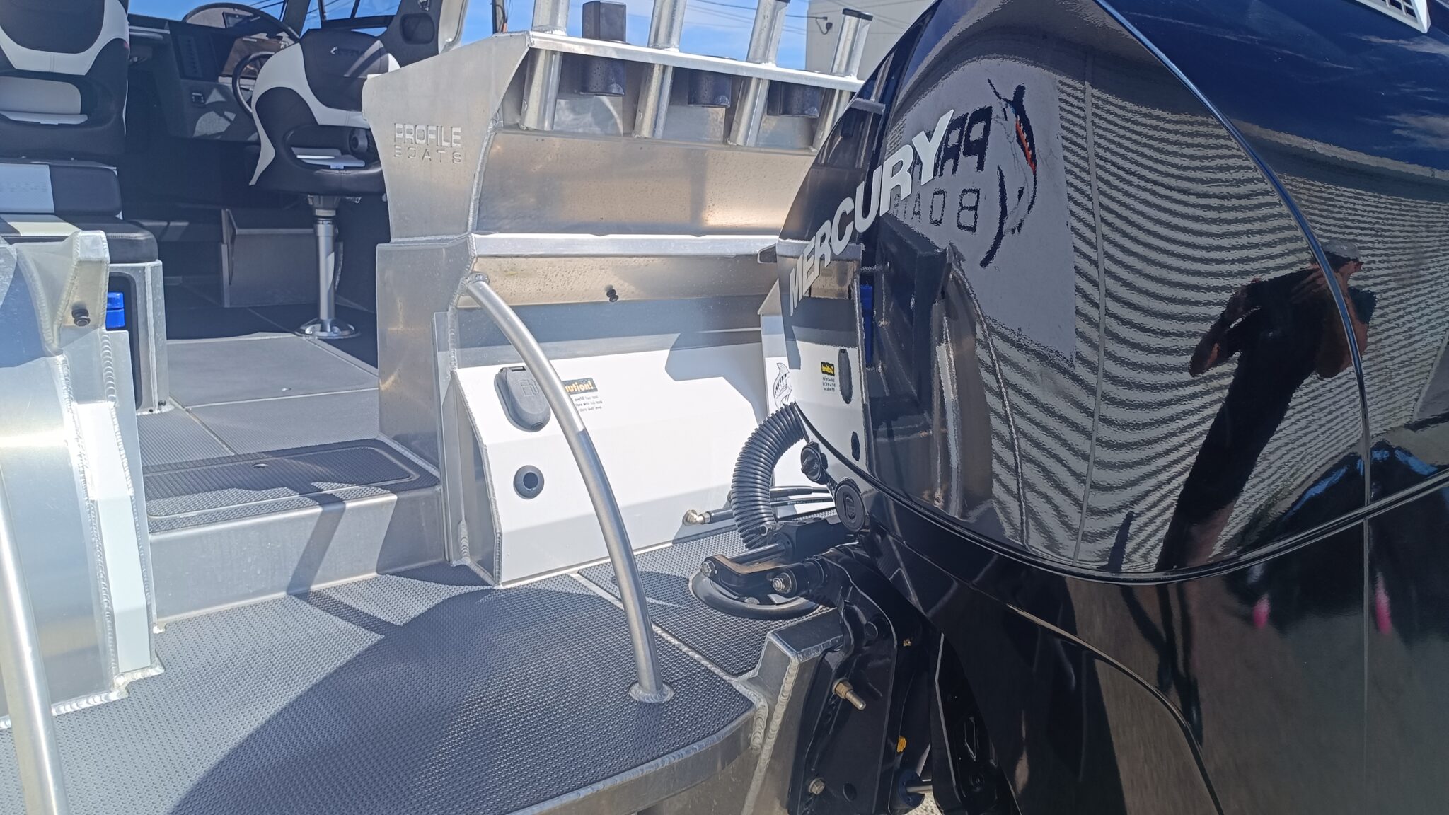 Profile Boats 635H Limited (2022) Mercury 175XL