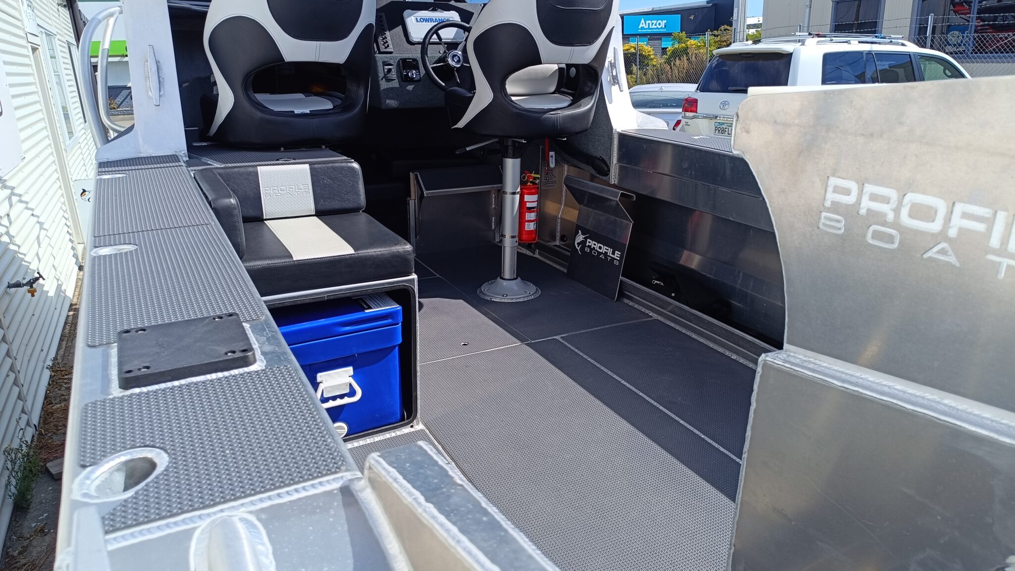 Profile Boats 585H Limited F150 (2023)
