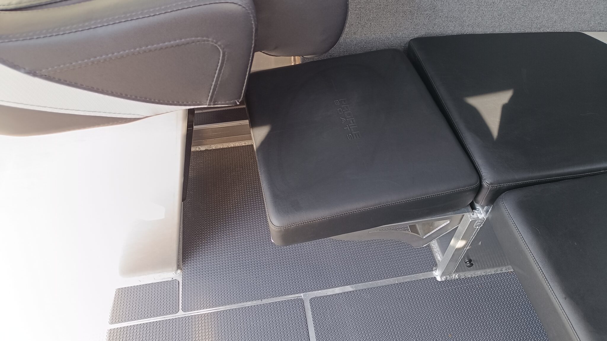 Profile Boats 585H Limited F150 (2023)