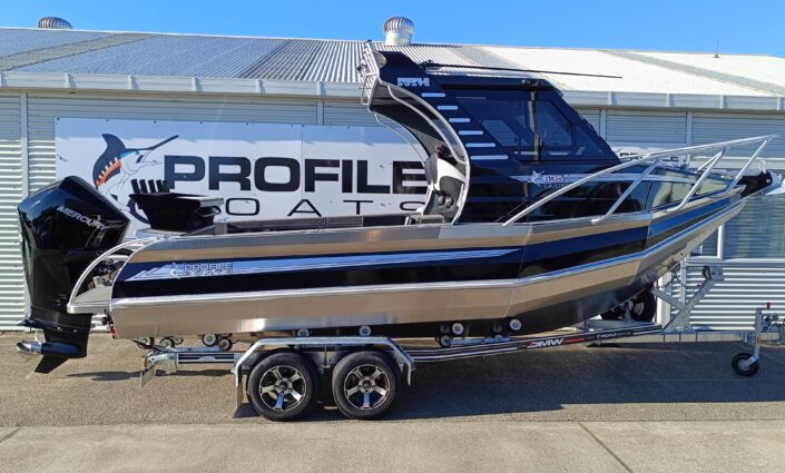 Profile Boats 635H Limited Mercury 225DTS