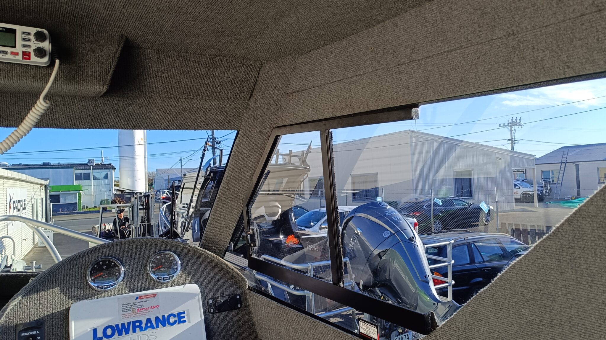 (2016) Profile Boats 635H Sport (2020) Mercury 200