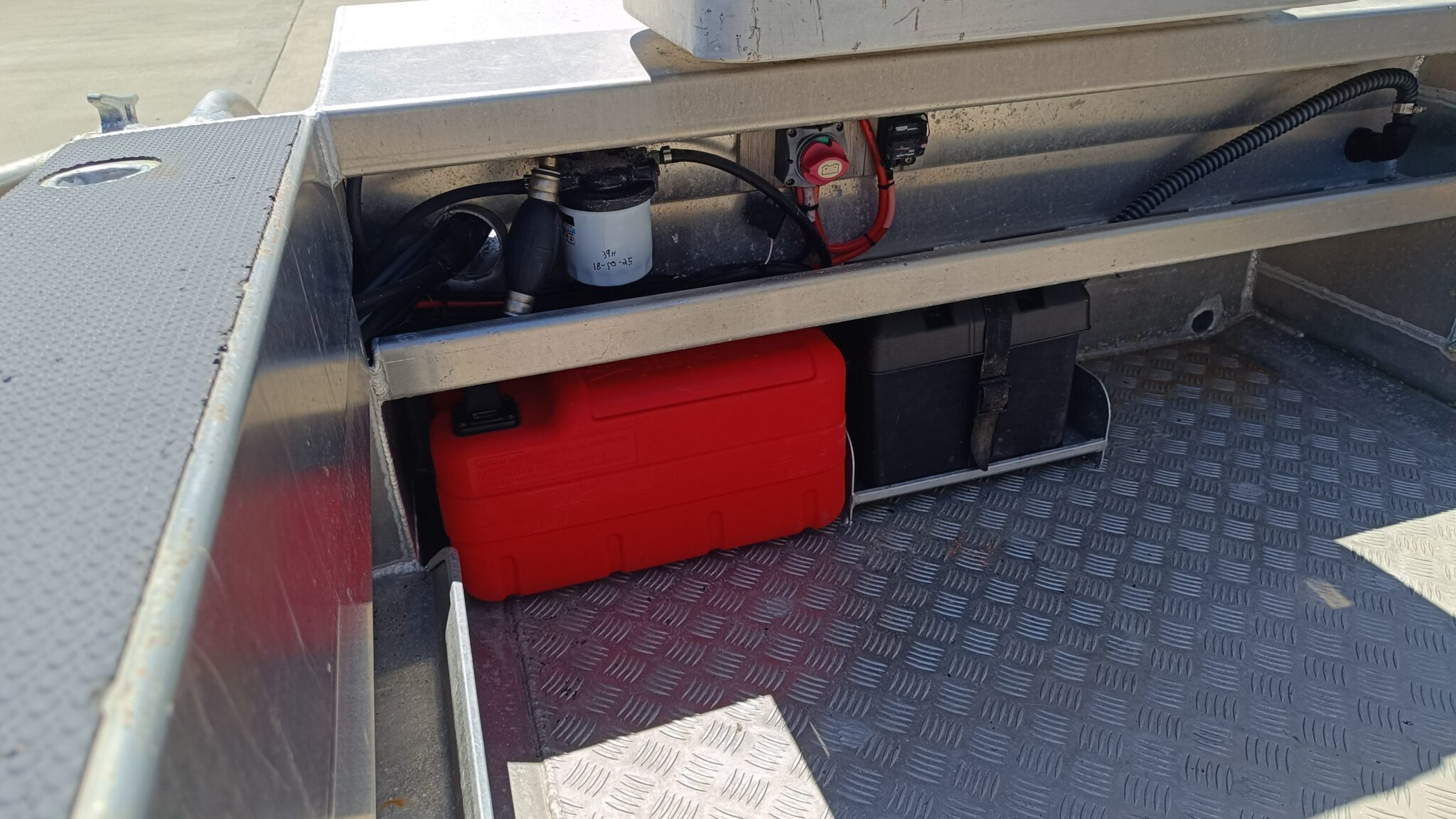 Profile Boats 465CC Yamaha F60HT (2017)