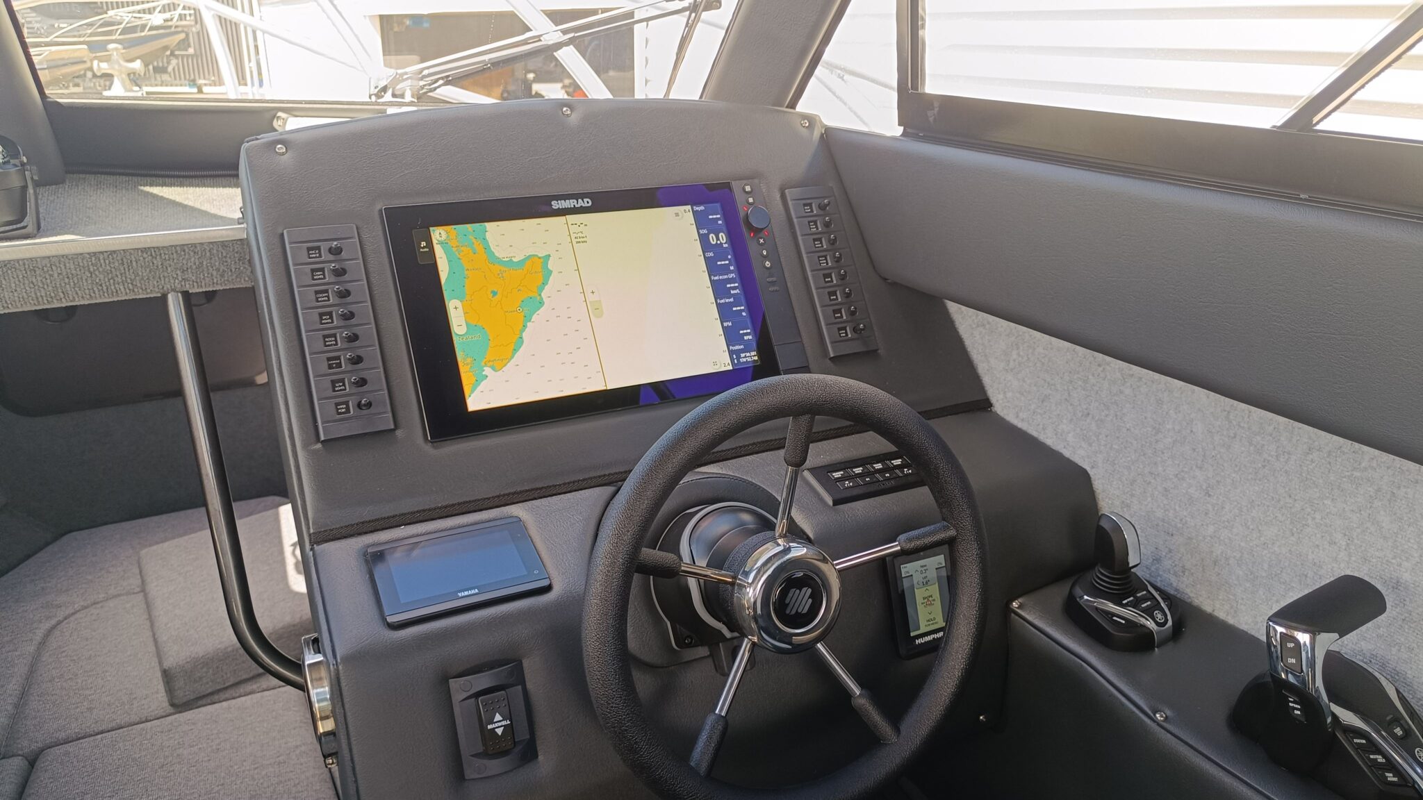 Profile Boats 785H Platinum Yam F350 Helm Master EX