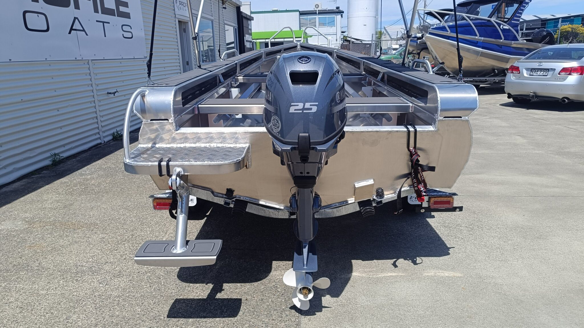 Profile Boats 1410D Dive Yam F25