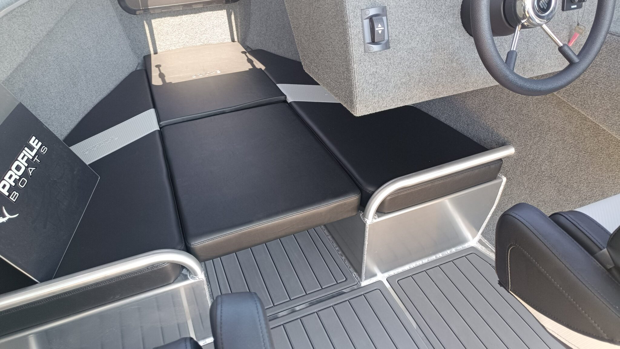 Profile Boats 635H Limited Yamaha F200XD