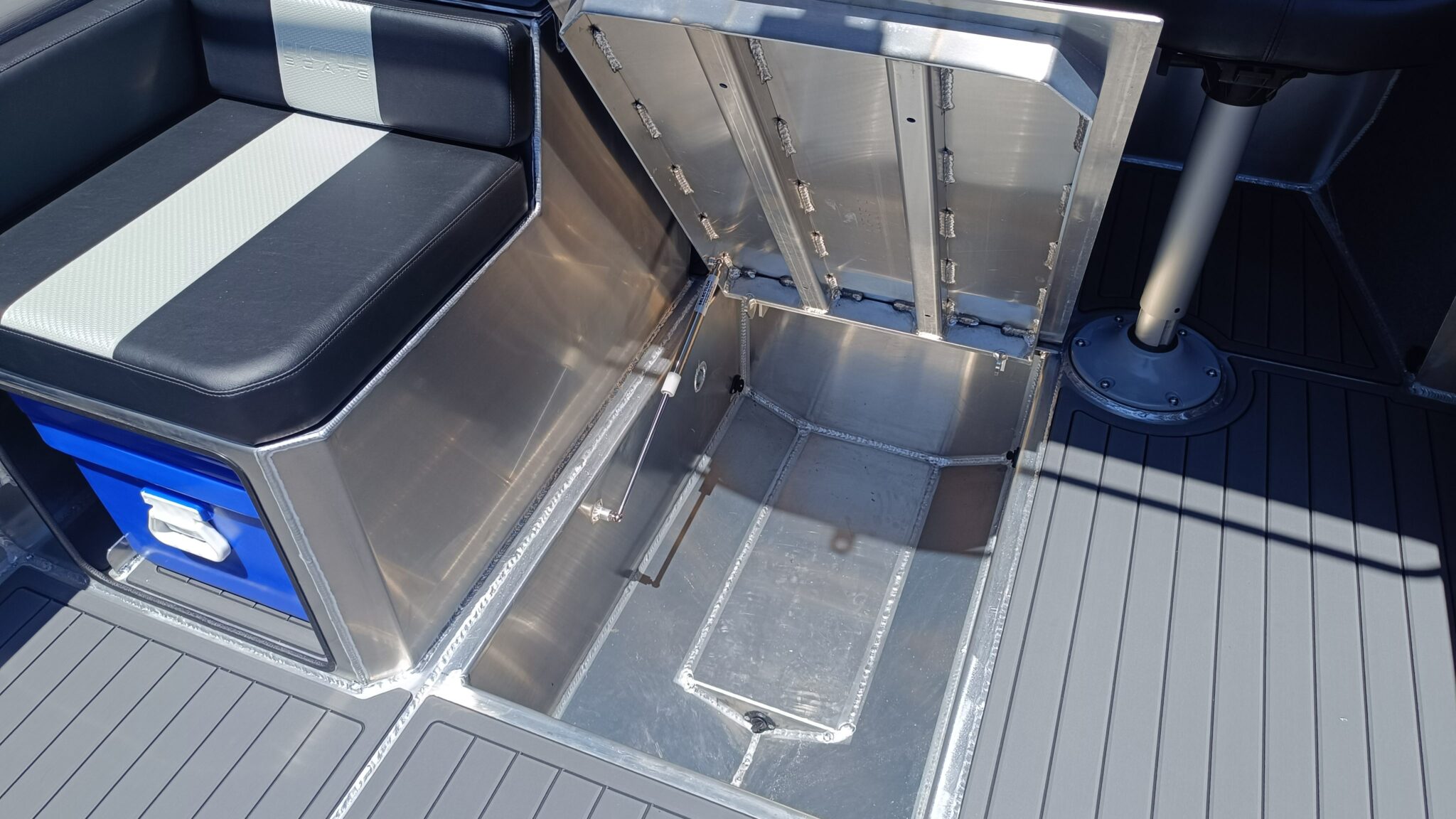 Profile Boats 635H Limited Yamaha F200XD