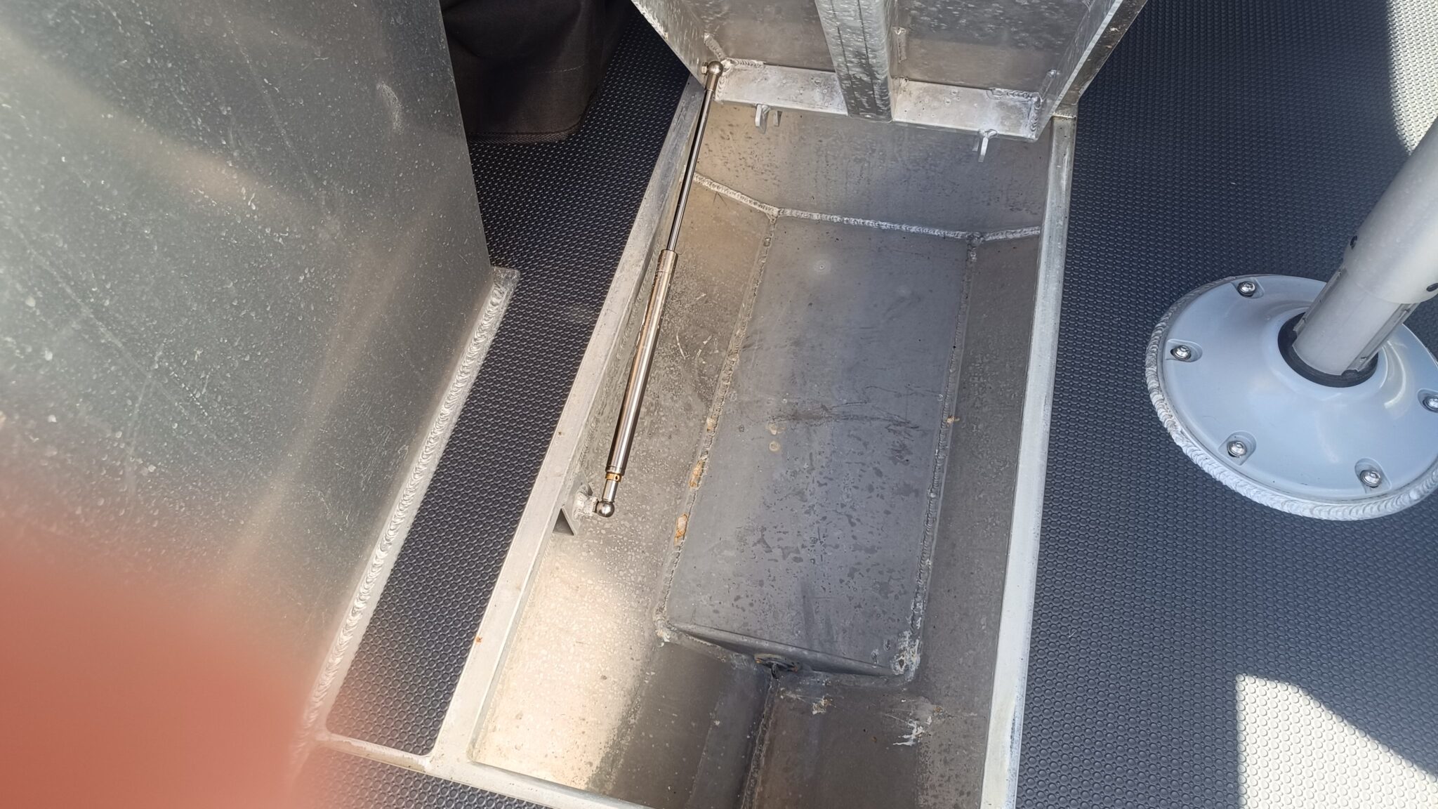 Profile Boats 600H Limited (2022)