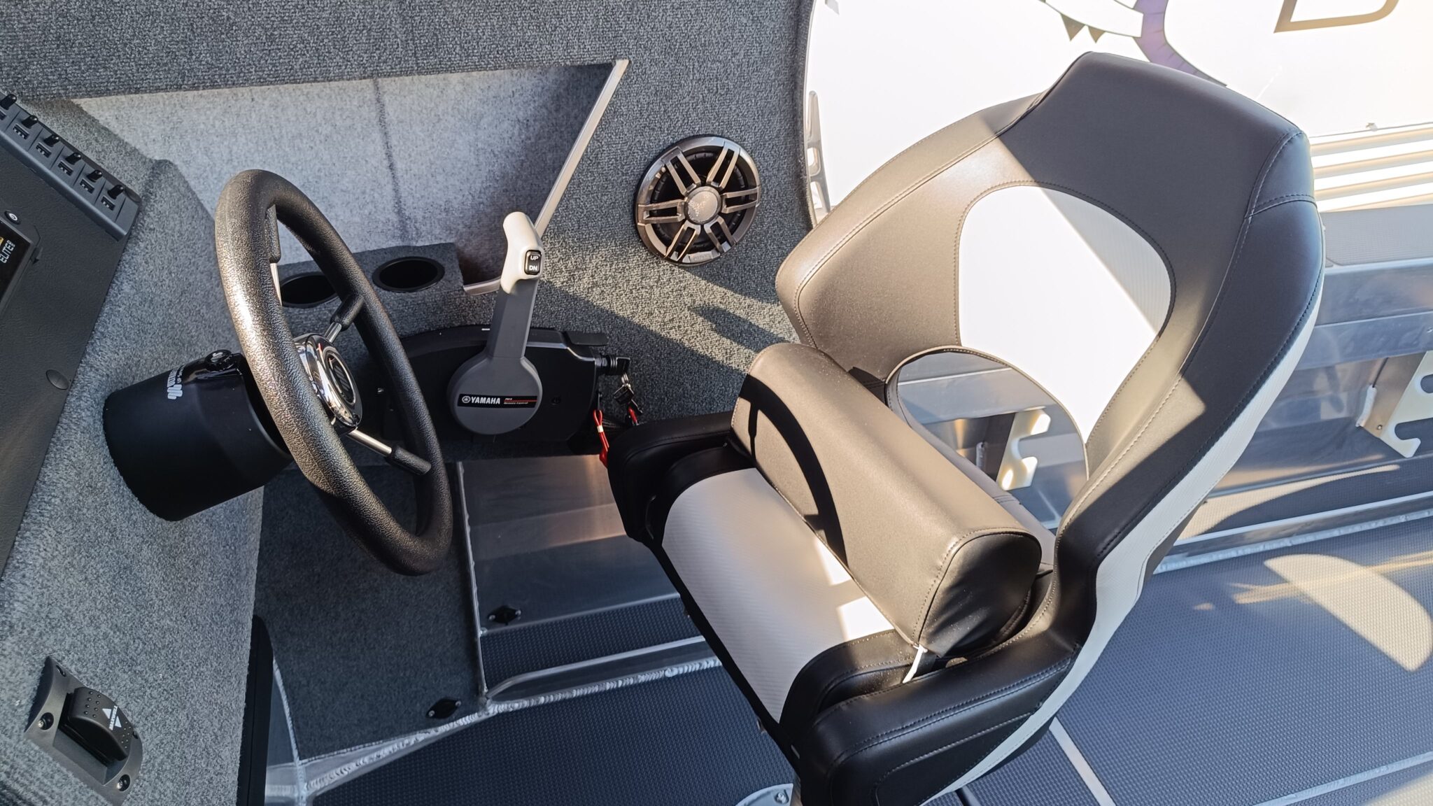 Profile Boats 600H Sport Yamaha F150XD