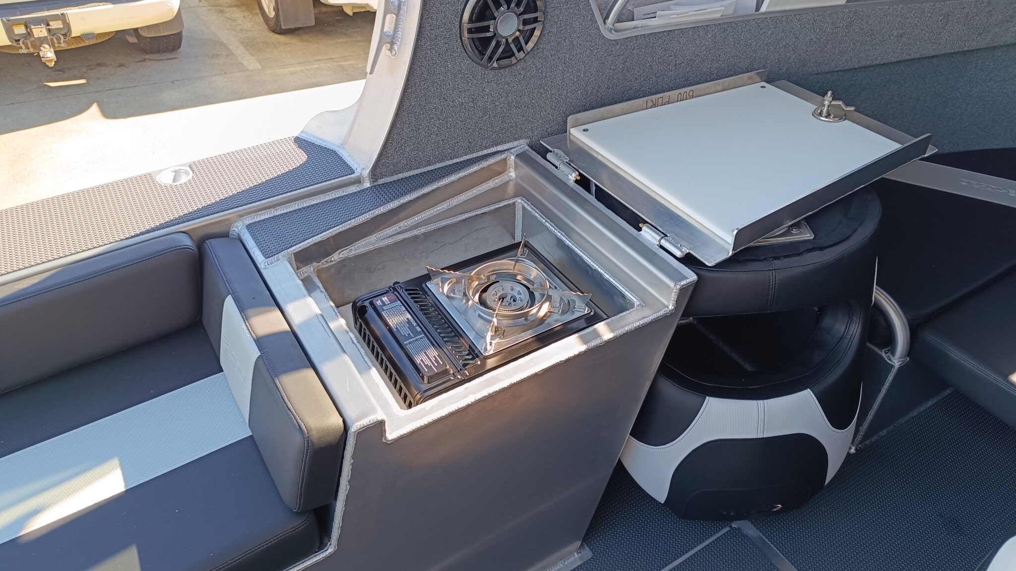 Profile Boats 600H Sport Yamaha F150XD