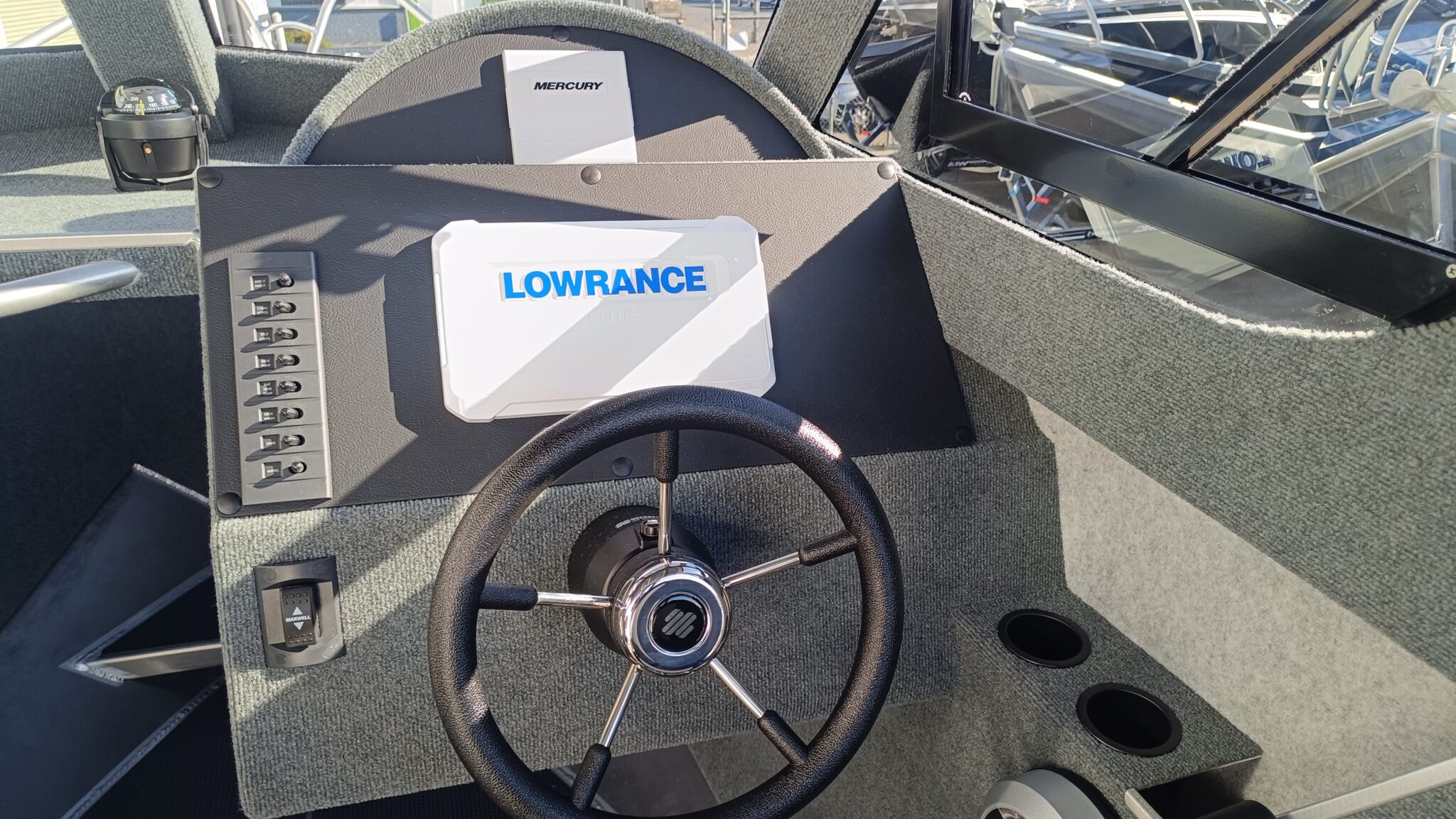Profile Boats 585H Sport Mercury 150XL
