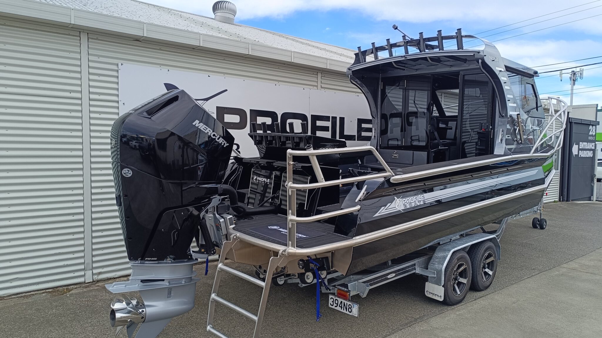Profile Boats 785H Platinum Mercury 425 V10