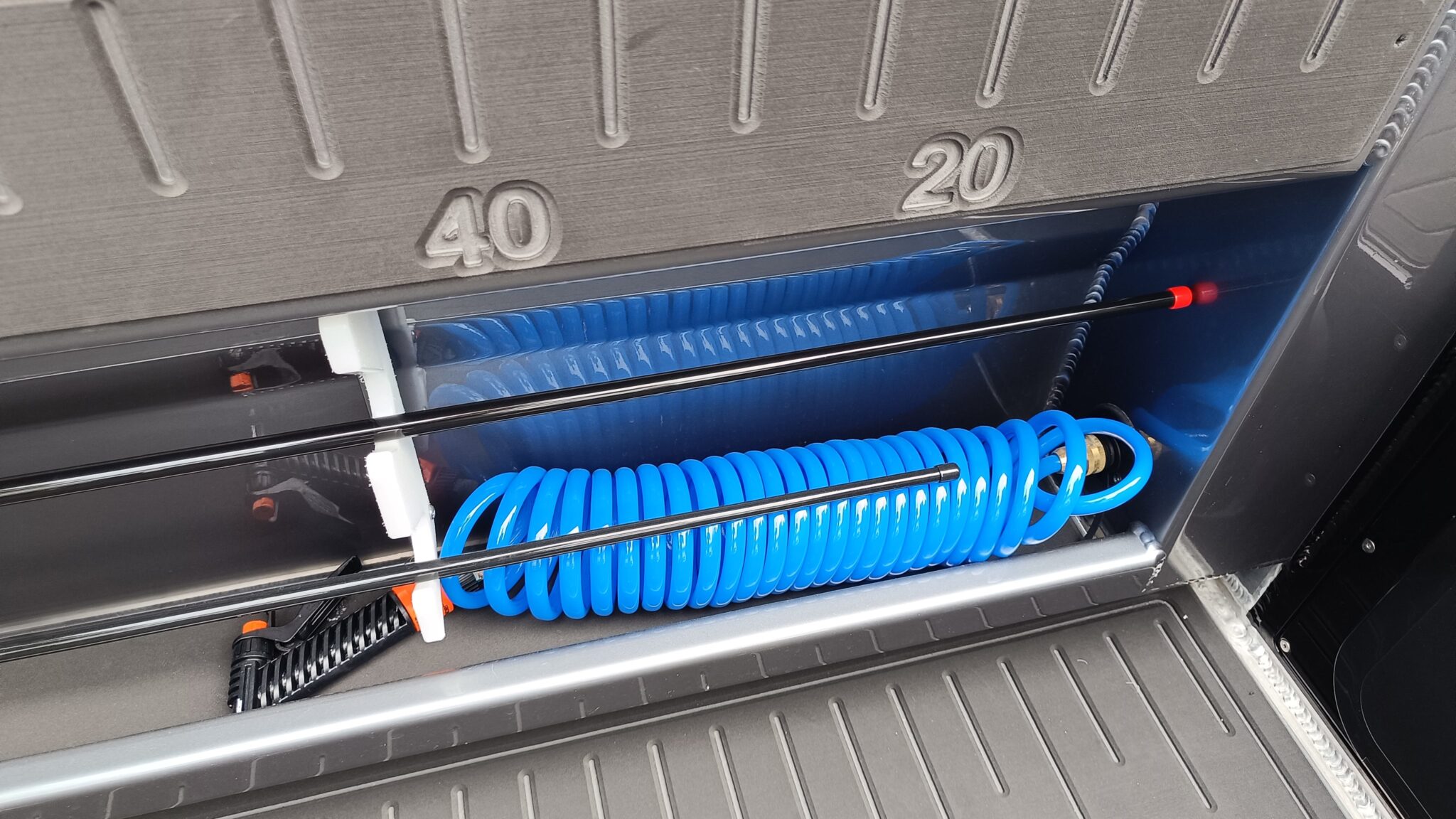Profile Boats 785H Platinum Mercury 425 V10