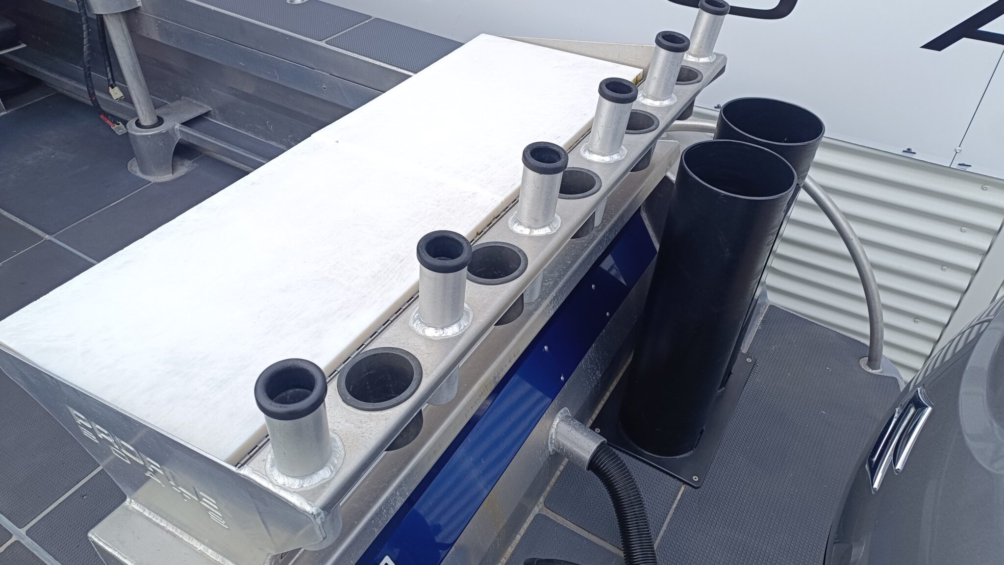 Profile Boats 700H (2015) Suzuki 325hp