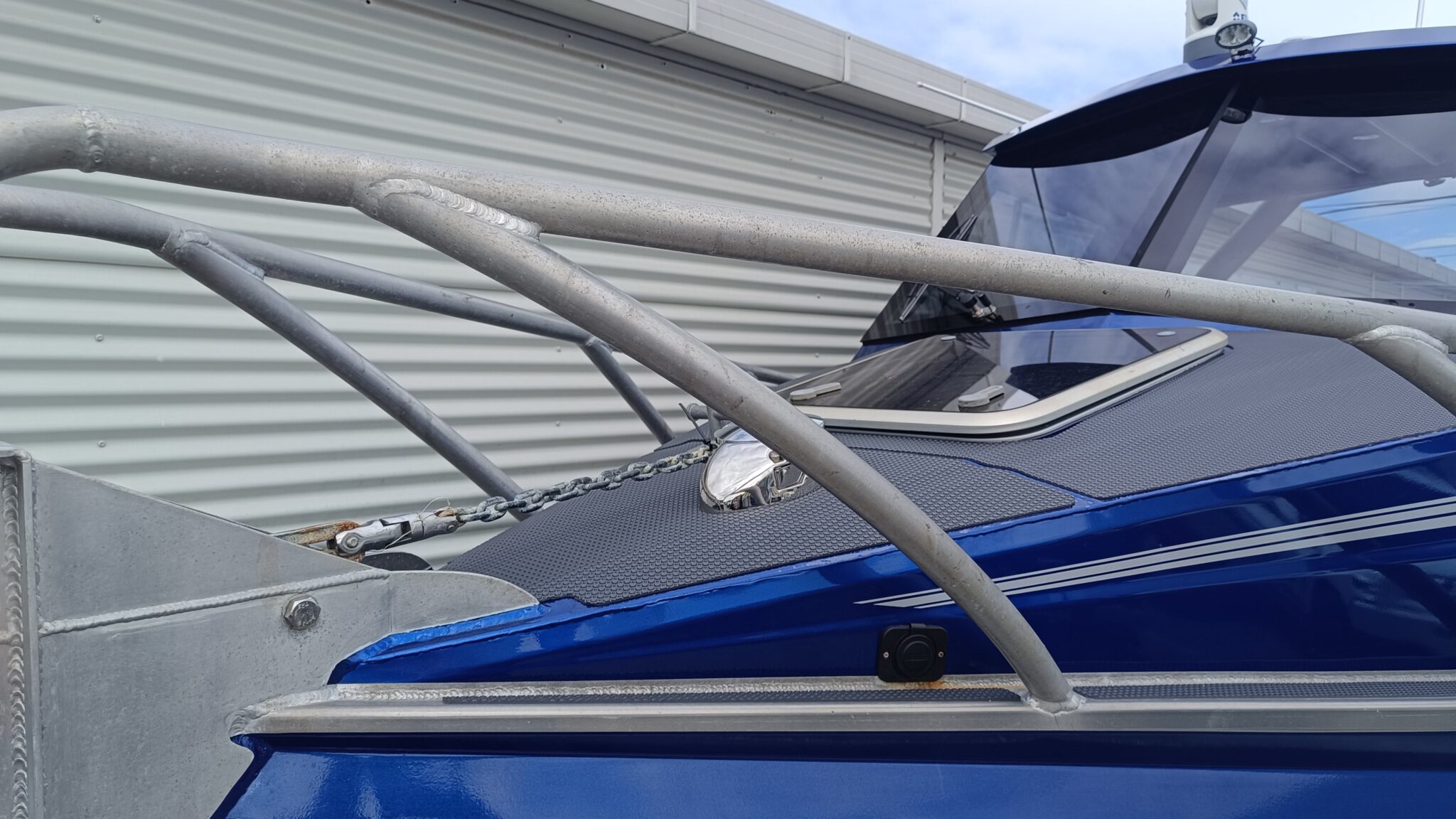 Profile Boats 700H (2015) Suzuki 325hp
