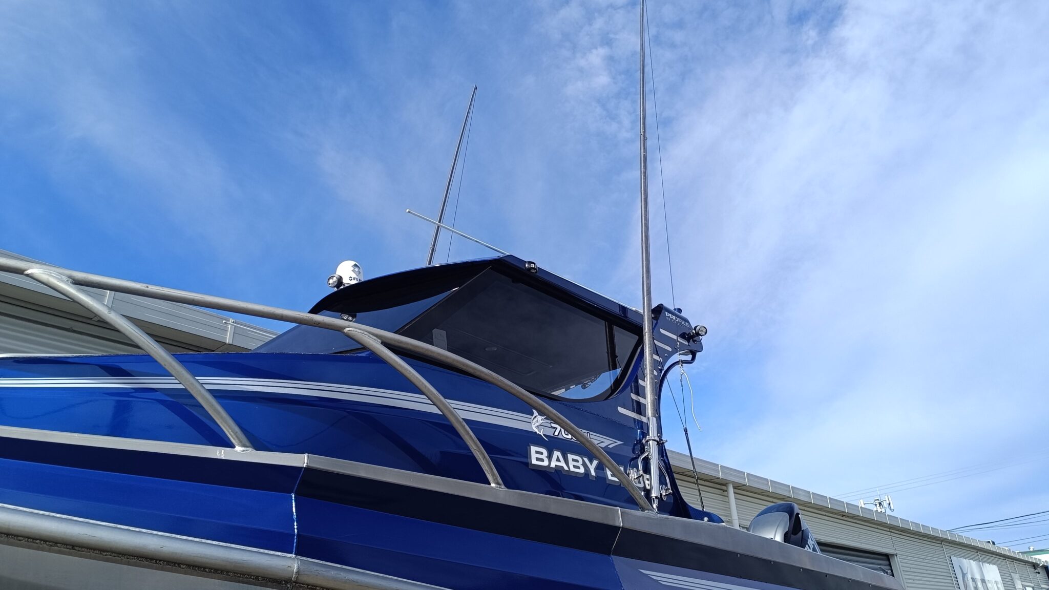 Profile Boats 700H (2015) Suzuki 325hp