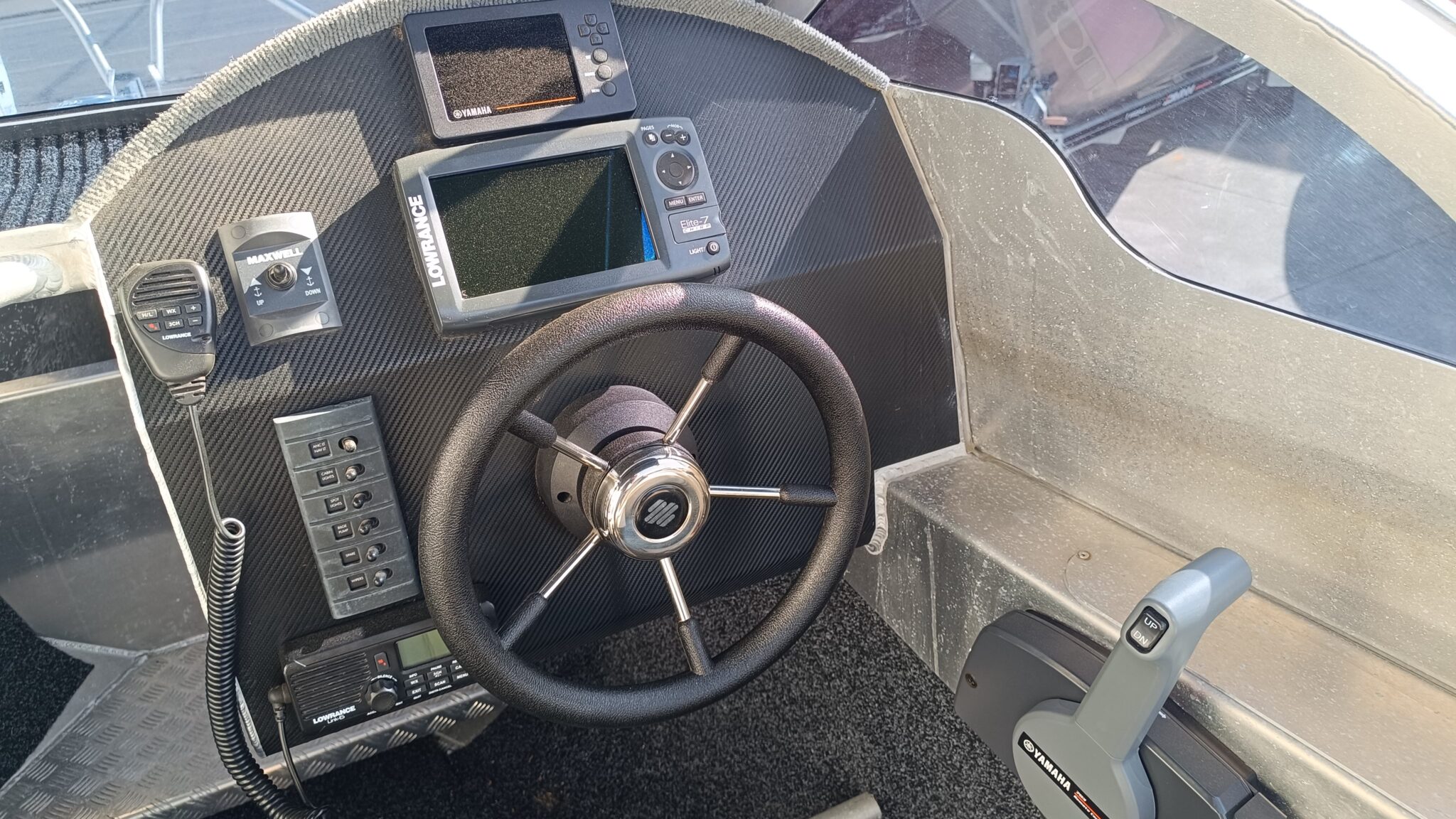 Profile Boats 545C (2016) Yamaha F100