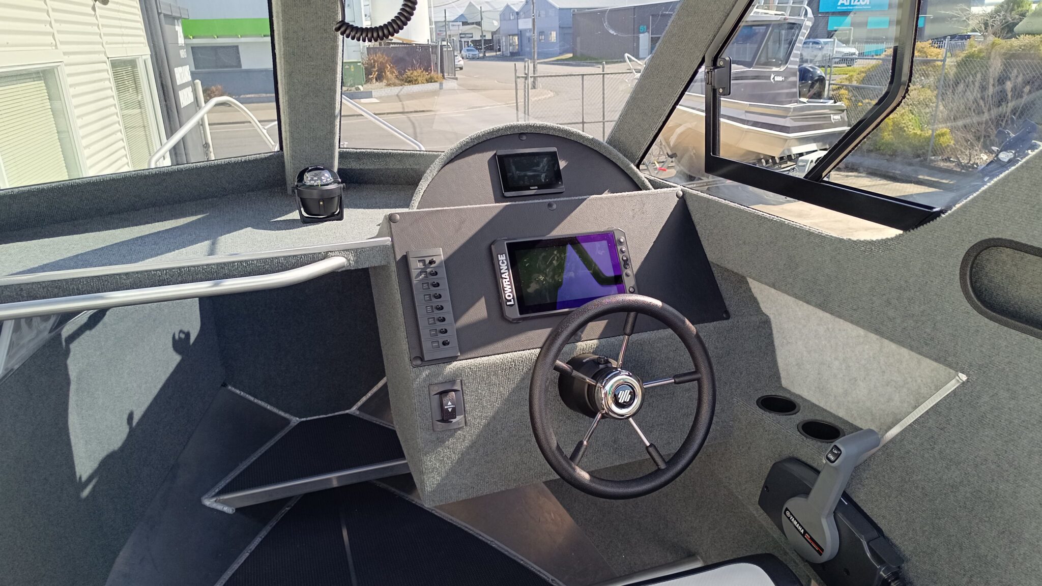 Profile Boats 585H Sport Yamaha F150